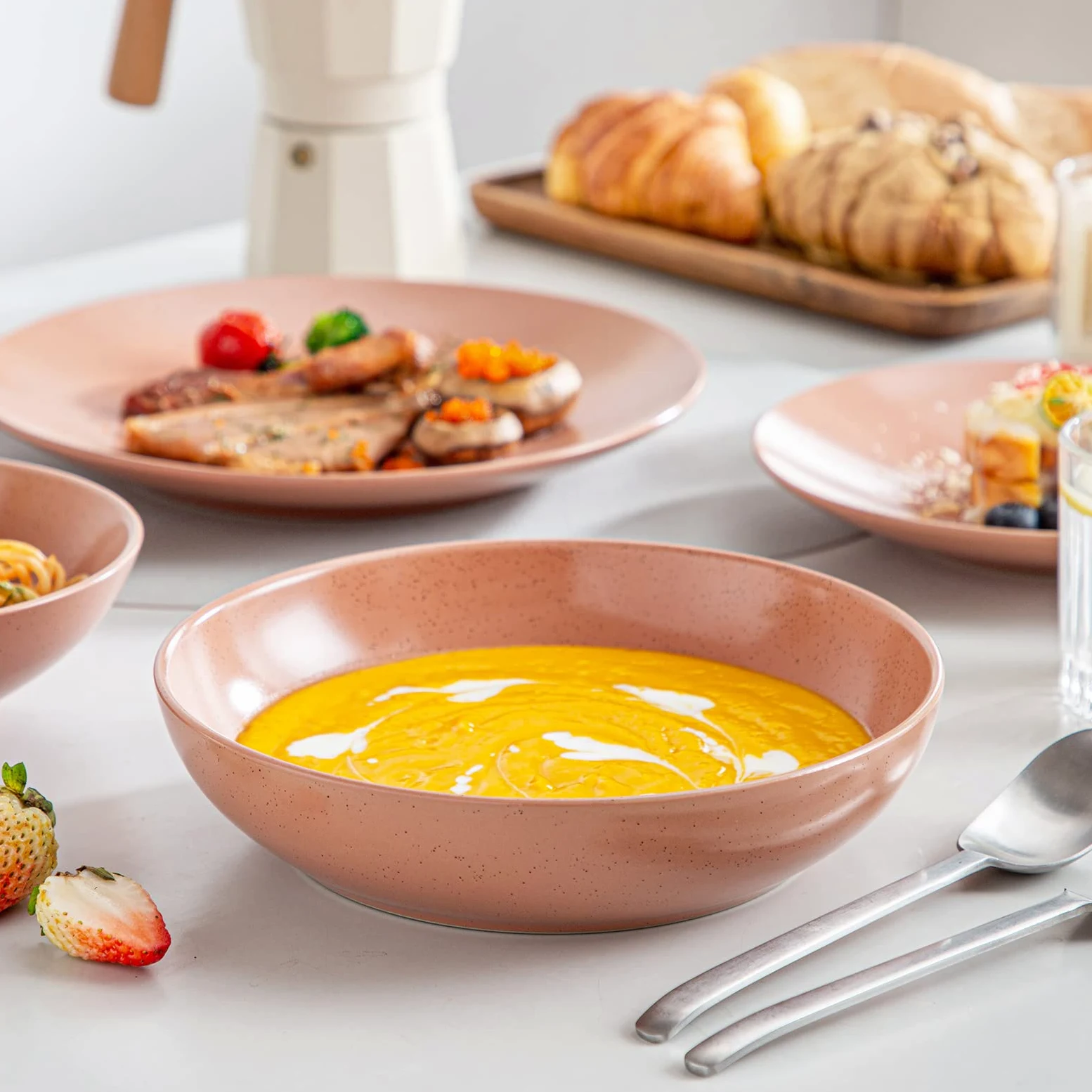 vancasso Sabine Set di stoviglie da 32 pezzi in gres, set di piatti semi-opachi, 8 Piatti Piani, 8 Piatti Dessert, 8 Piatti Fondi e 8 Ciotole Cereali servizio per 8 persone, terracotta