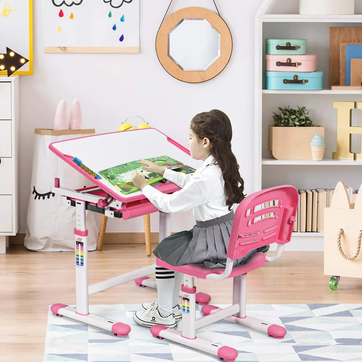 COSTWAY Set Sedia e Scrivania per Bambini Altezza e Angolo Regolabile e Multifunzionale Confortevole Apprendimento Colori Disponibili: Blu/grigio/rosa (ROSA)
