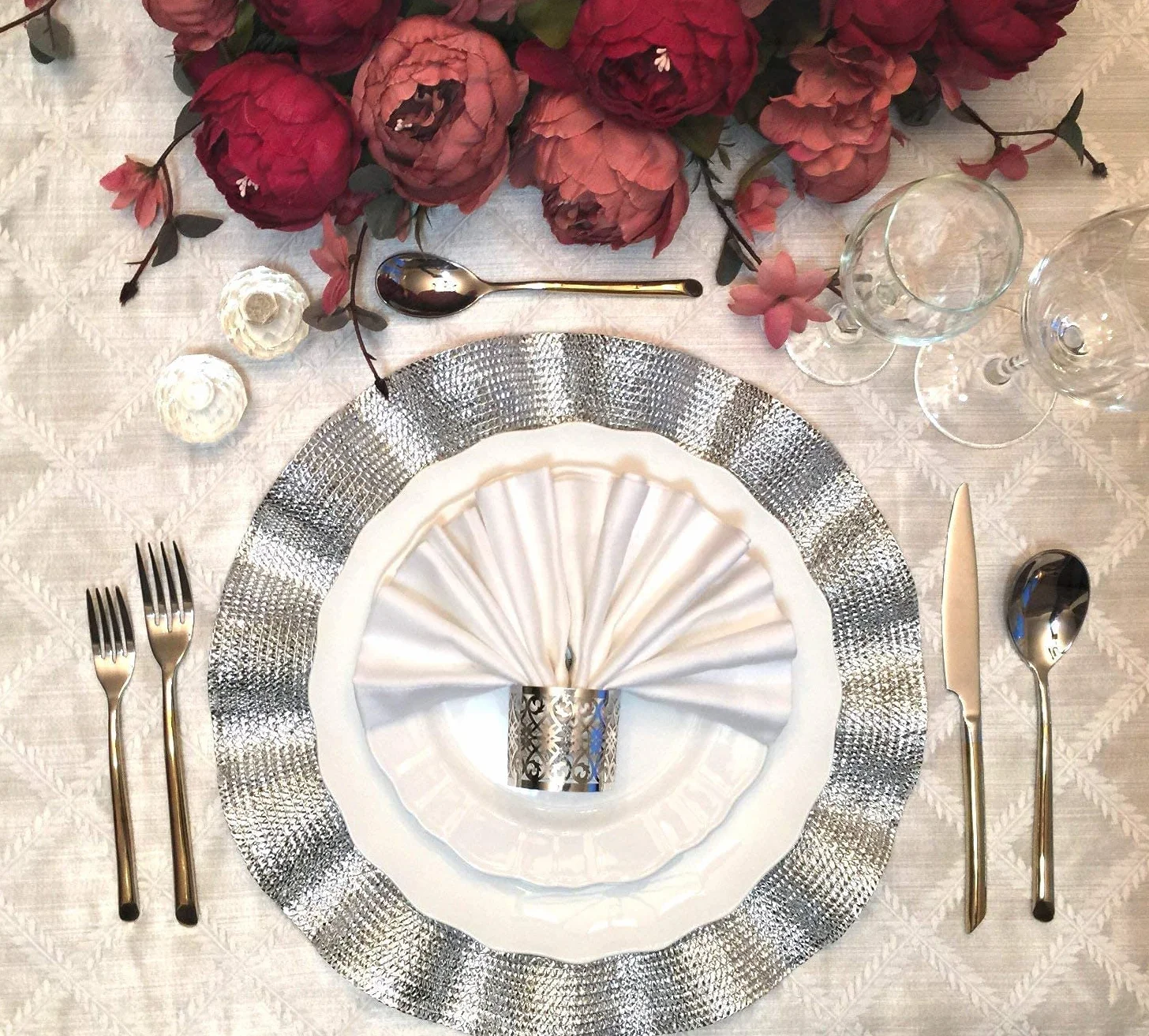100 Pezzi Anelli Portatovagliolo,Anelli di Tovagliolo 3D di Carta,Portatovaglioli da Tavola,Anelli per tovaglioli per Compleanno Battesimo Matrimonio Cene,Banchetti(Argento)