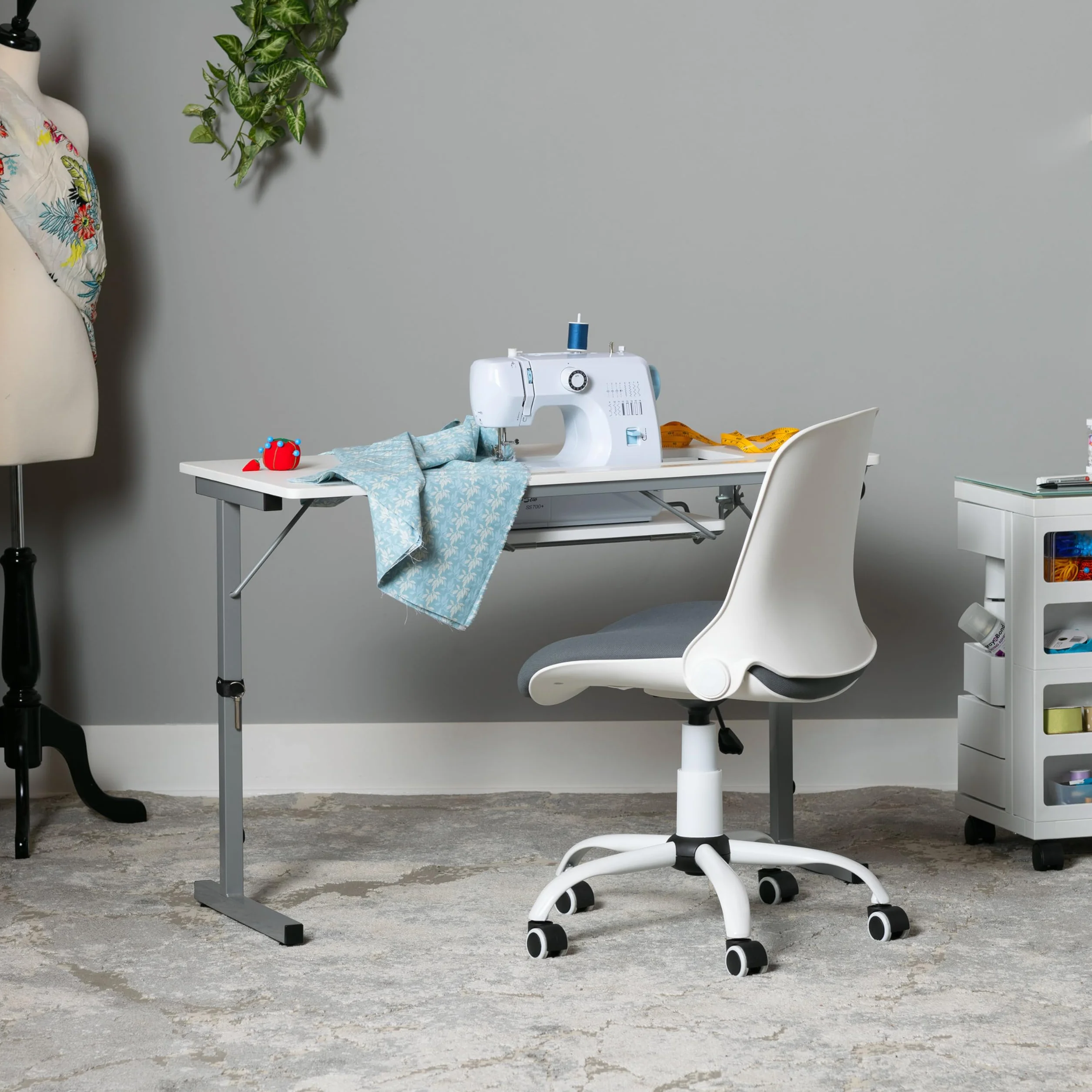 Sew Ready Rollaway II - Tavolo da cucito pieghevole, portatile, compatto, colore: Argento e bianco