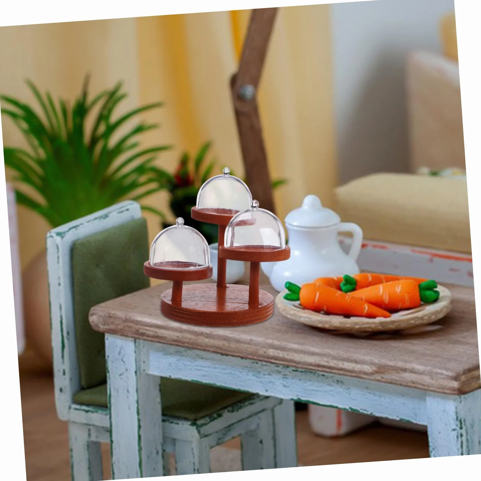 Kisangel 2 Impostati Miniature Stand da Dolci in Legno per Casa delle Bambole Vassoio Piani con Copertura in Plastica Espositore Multistrato