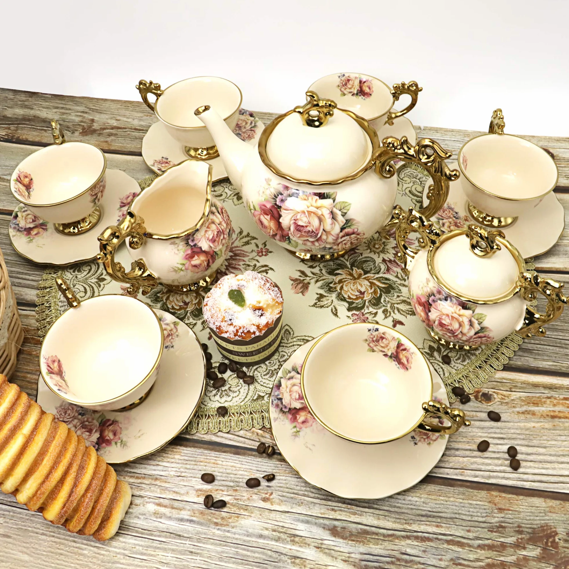fanquare 15 Pezzi Servizio da Tè in Porcellana Inglesi, Vintage Set Tazzine da Caffè Cinese con Fiori di Rosa, Servizio di Caffè per Matrimoni