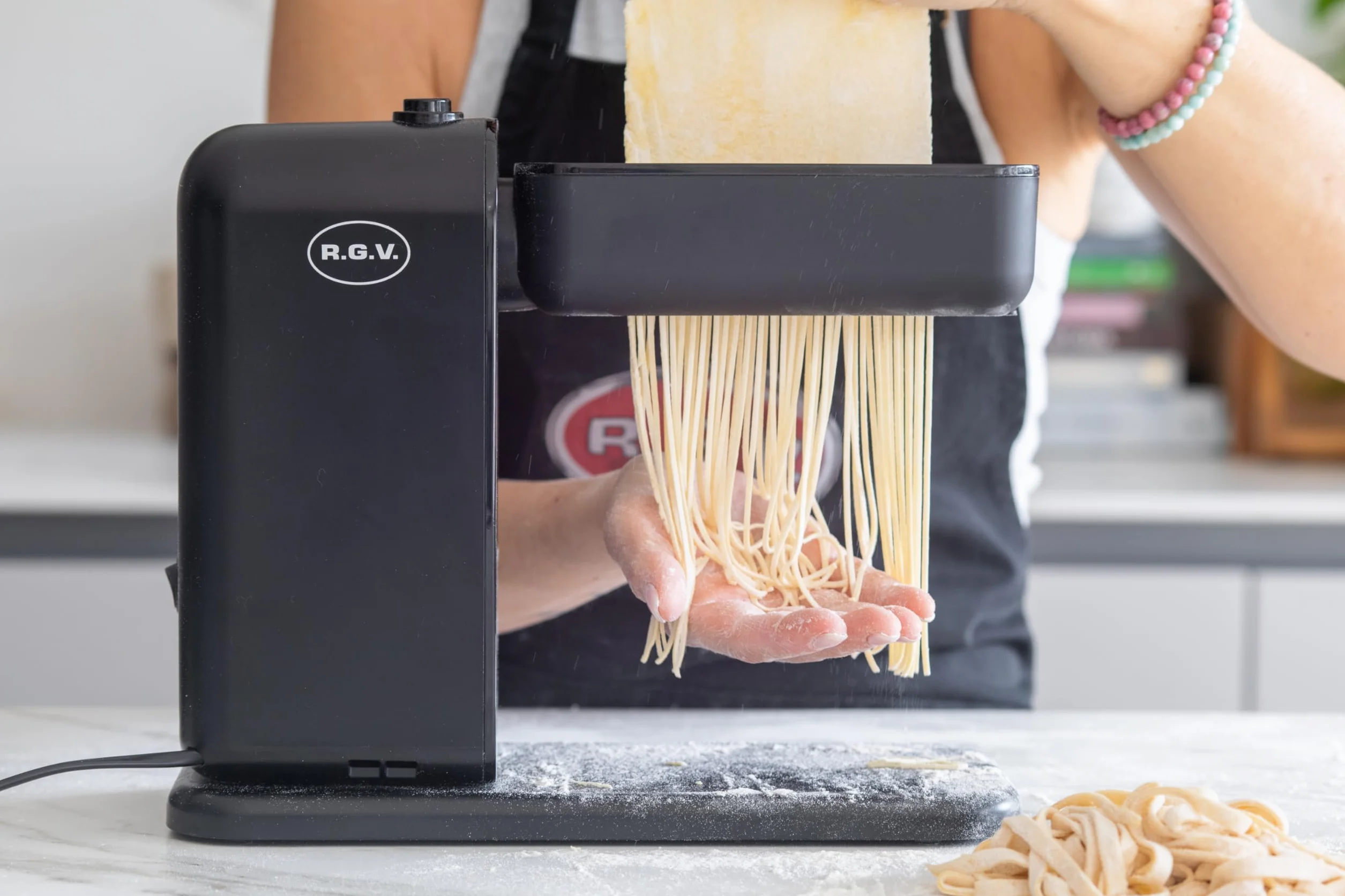 RGV Pasta Ora Macchina Elettrica per Pasta 120W, 3 Accessori, ABS