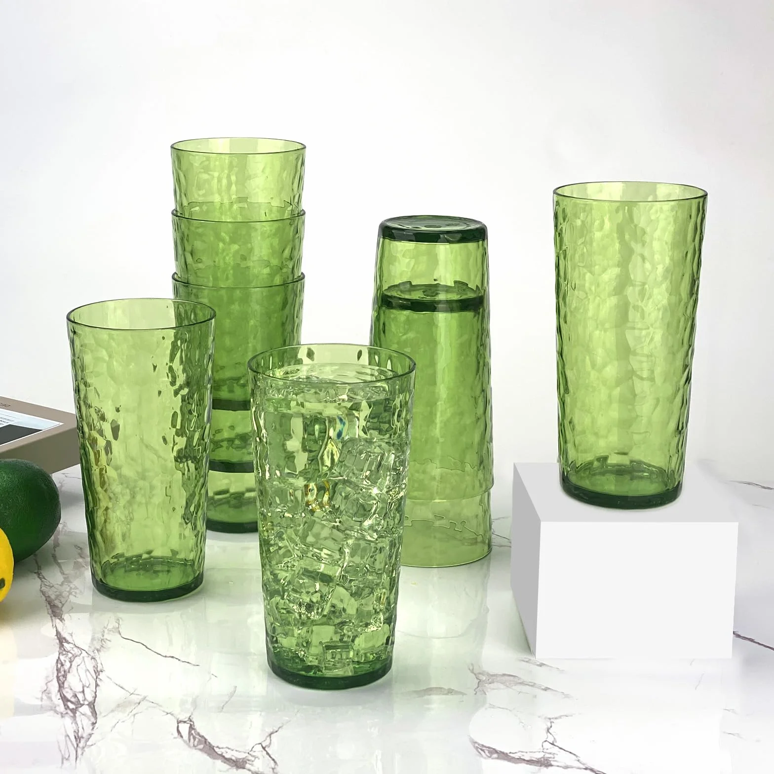 Bicchieri in acrilico 24 oz riutilizzabili lavabili in lavastoviglie senza BPA set di 8 (verde)