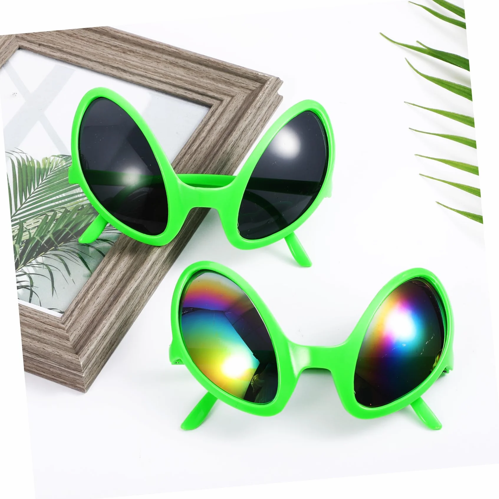 TEHAUX 4 Pezzi Occhiali da Sole Alieno Decorativi in Abs per Feste e Raduni di Amici, Accessori Divertenti e Photo Props per Teenager e Uomini