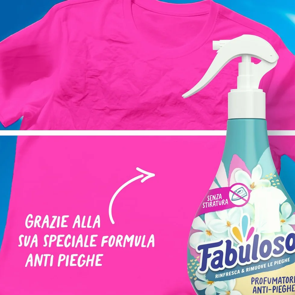 Fabuloso Spray per Tessuti Rinfresca e Rimuove Le Pieghe 250 ml, Elimina Le Pieghe, Rinfresca i Capi, Non Macchia i Tessuti Classici, Dermatologicamente Testato