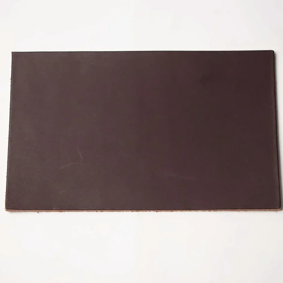Pezzo di Pelle Artigianale Pelle conciata al vegetale Vera Pelle Spessa Circa 4,0 mm Pelle Bovina Vera Pelle Bovina Veg Tan Pretagliata a Mano