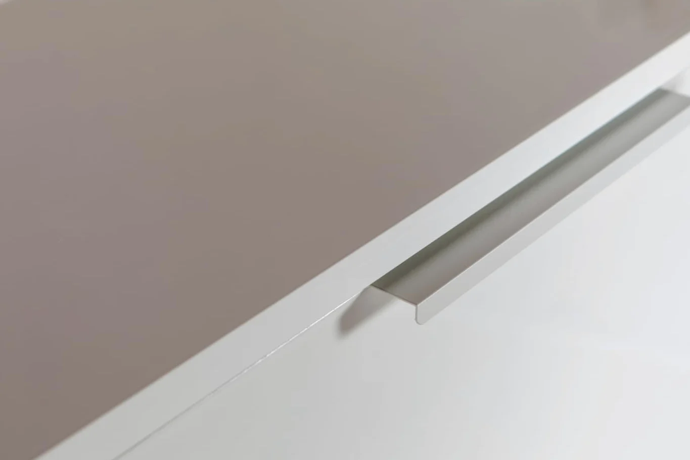 Composad | Scarpiera Slim della Linea ESPRESSO con 3 Ribalte, Scarpiera Salvaspazio, per Ingresso, Ripostiglio, Portascarpe, (LxAxP) 65x105,5x15 cm, Colore Bianco laccato, Made in Italy