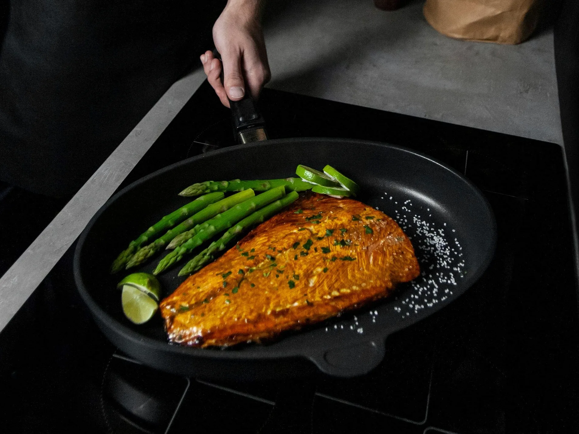 AMT Gastroguss Fischpfanne 41 x 27 cm