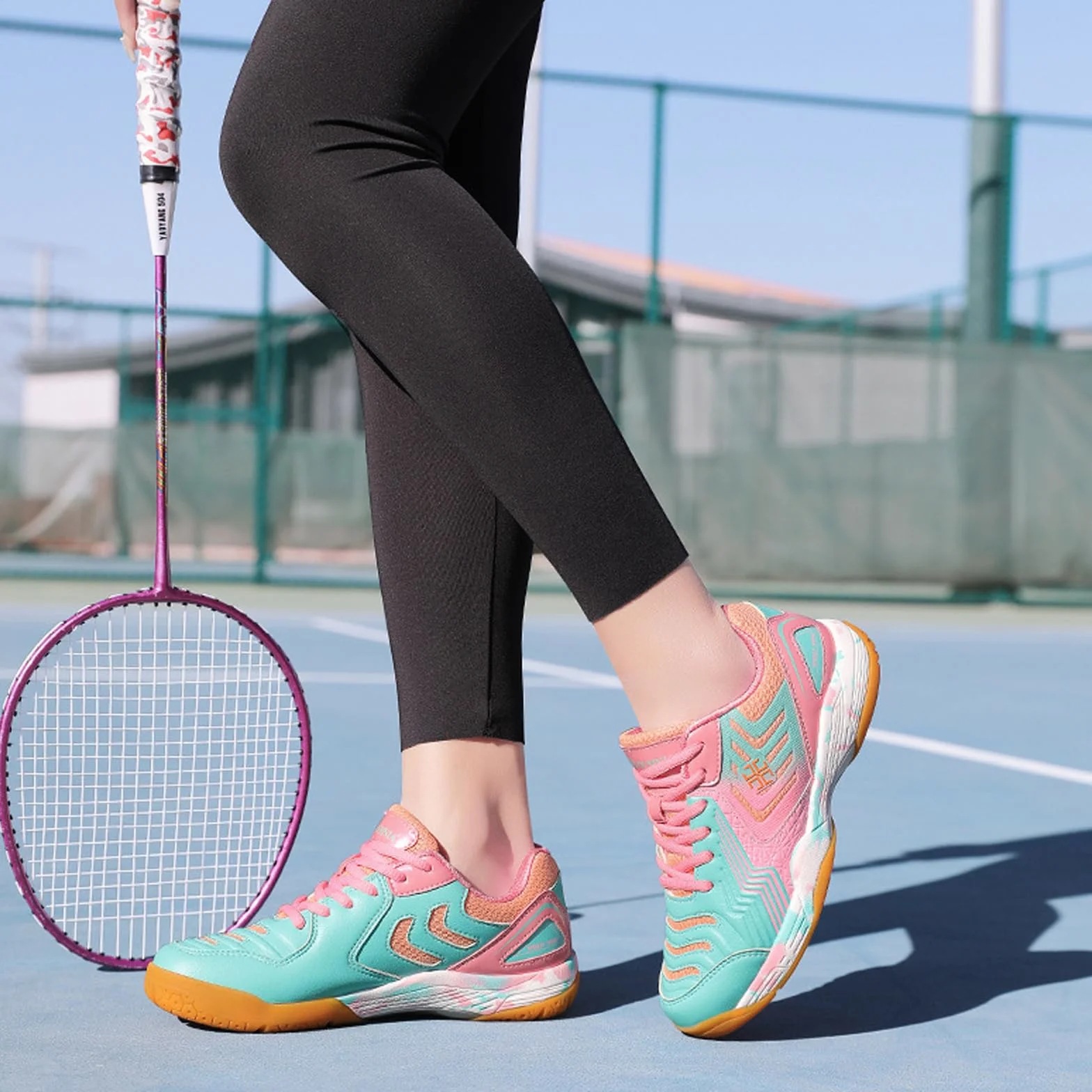 Scarpe da Badminton Leggero Antiscivolo Traspiranti Antiusura per Tennis Ping Pong Squash
