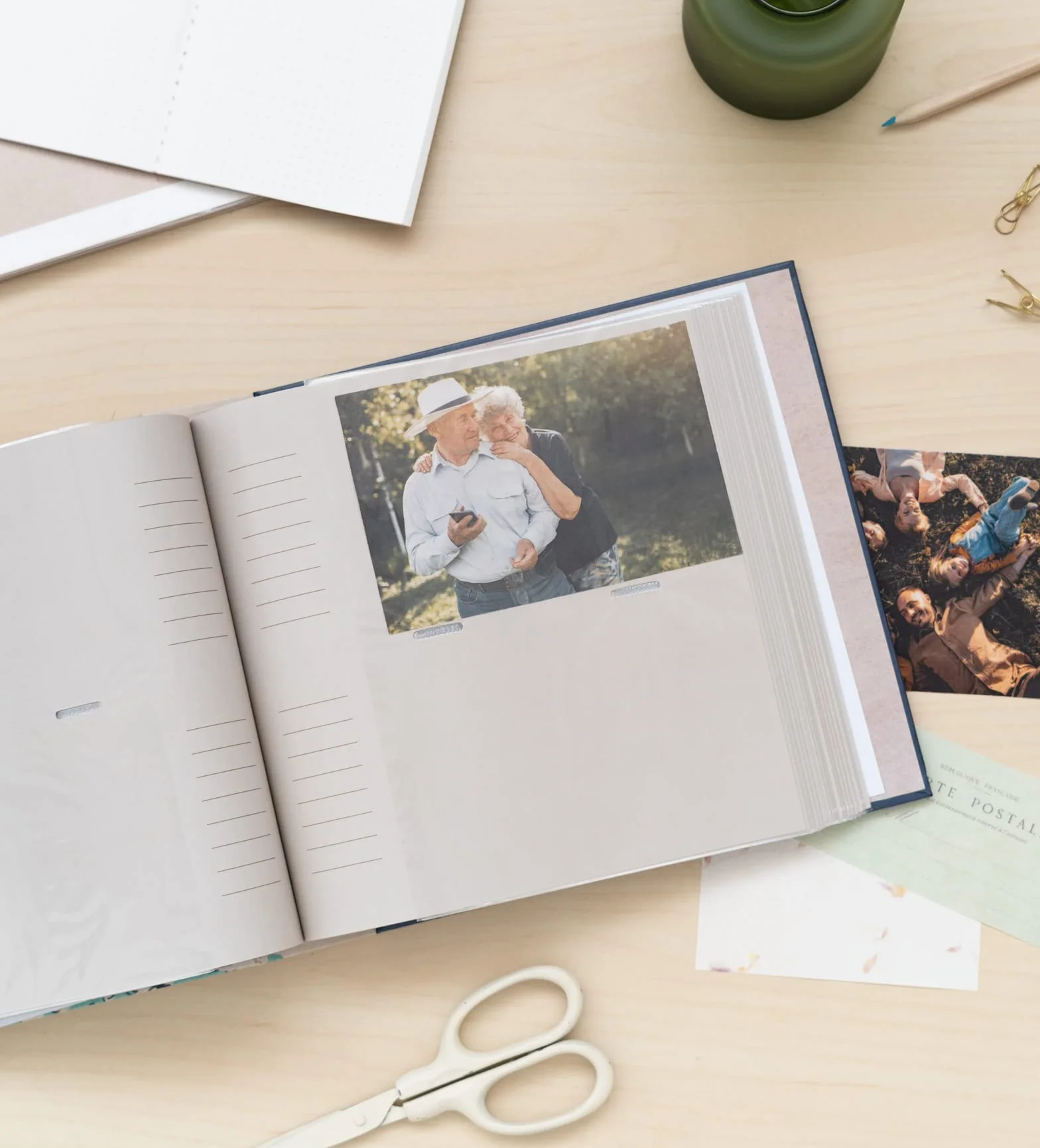 Grupo Erik Album Fotografico 10x15 cm La Grande Onda di Kanagawa - Album Foto con 200 Tasche, 2 per Pagina, Copertina Rigida e Personalizzabile, con Spazio per Note e Commenti