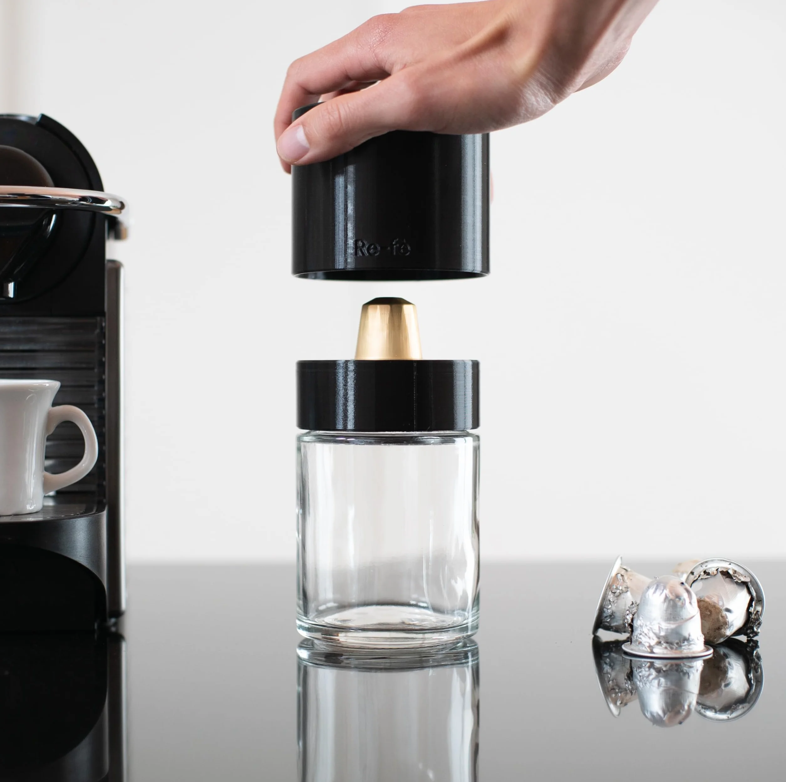 Re-fè Original Utensile Design Riciclo Capsule Caffè Alluminio Compatibili Nespresso Svuota Ricicla