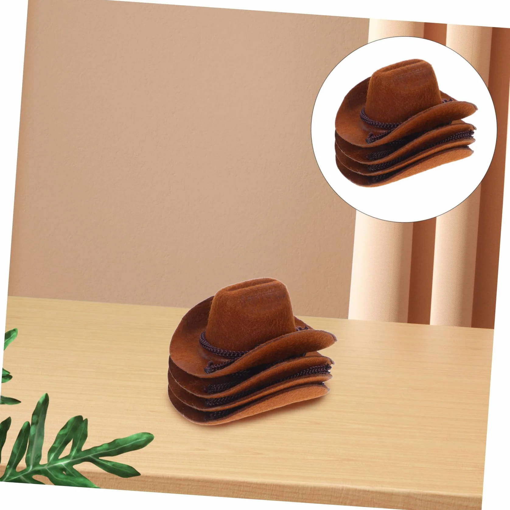 FRCOLOR Set di 4 mini cappelli da cowboy per lavori di bricolage, graziosi cappelli in miniatura per bambole, accessori per la casa delle bambole e feste a tema occidentale e floccati