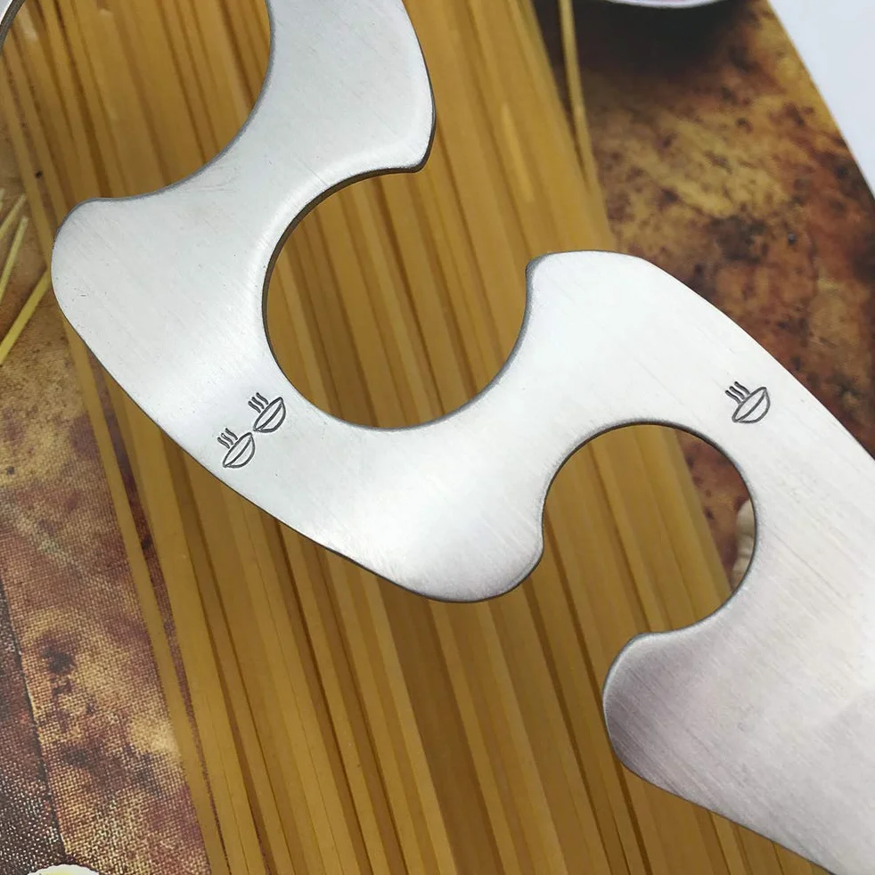 Strumento per la Misurazione degli Spaghetti in Acciaio Inossidabile a 4 Fori per Misuratore per Righello per Spaghetti Gadget per la Pasta, Strumento per la Misurazione Rapida