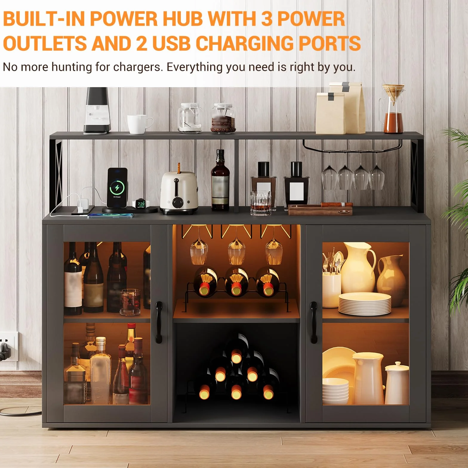 Garvee Mobile Bar Industriale 2-in-1 con Luci LED e Prese, Buffet con Portabottiglie, Portabicchieri, Ripiani Aperti, per Cucina, Sala da Pranzo, Soggiorno, Nero