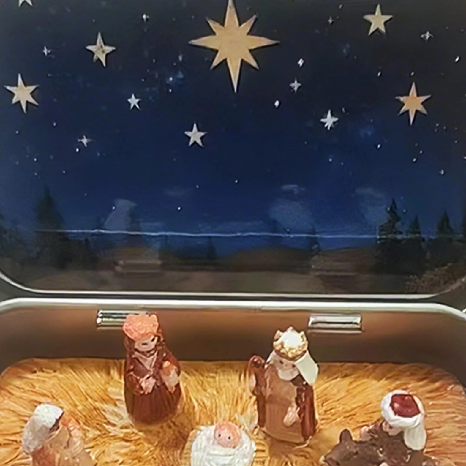 Presepe natalizio illuminato, set di statuette della Sacra Famiglia, statue di Gesù Cristo in resina, decorazione natalizia, scena in miniatura, statua in resina, presepe compatto in scatola di latta