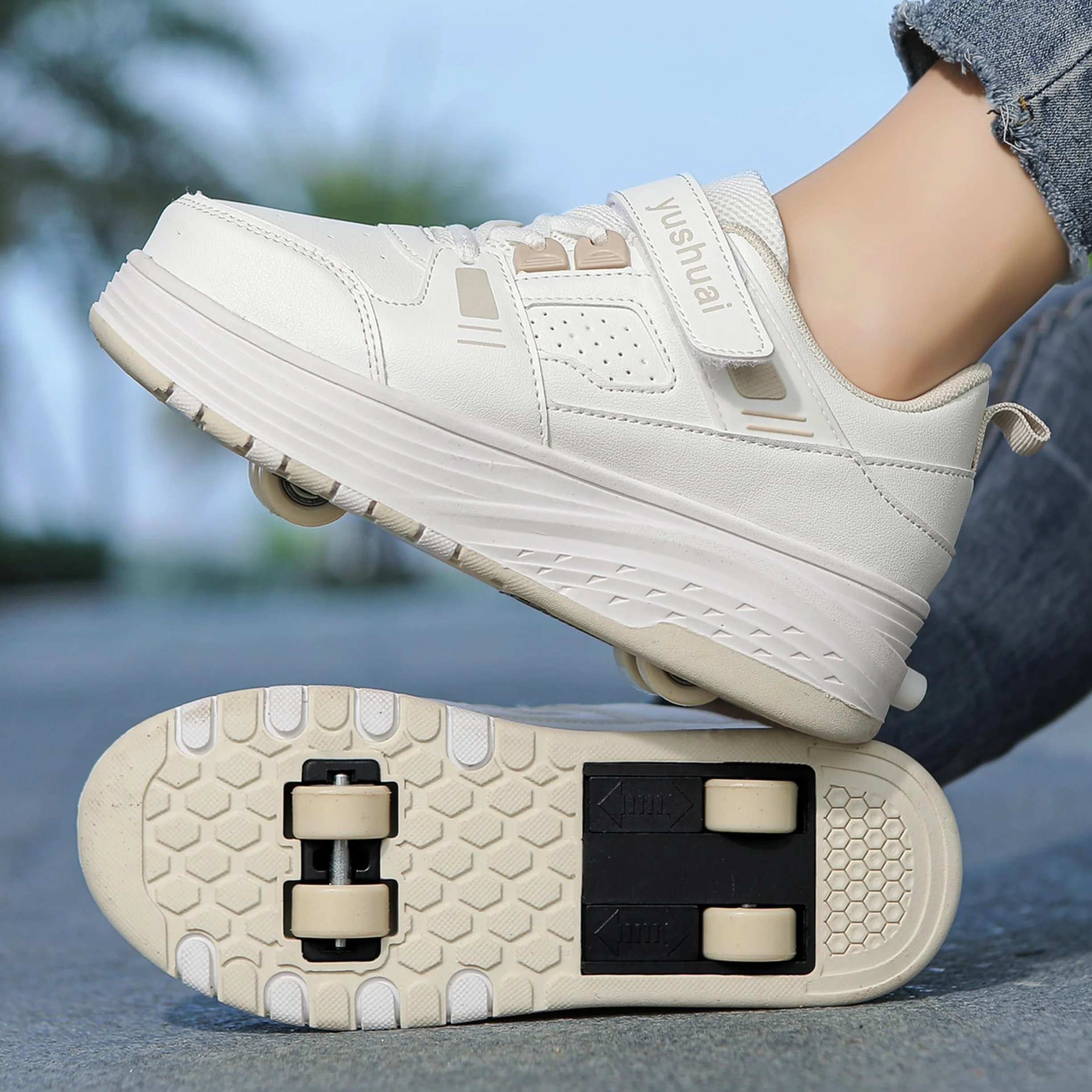 Scarpe da Skateboard a Due Ruote con Ruote Retrattili per Bambini