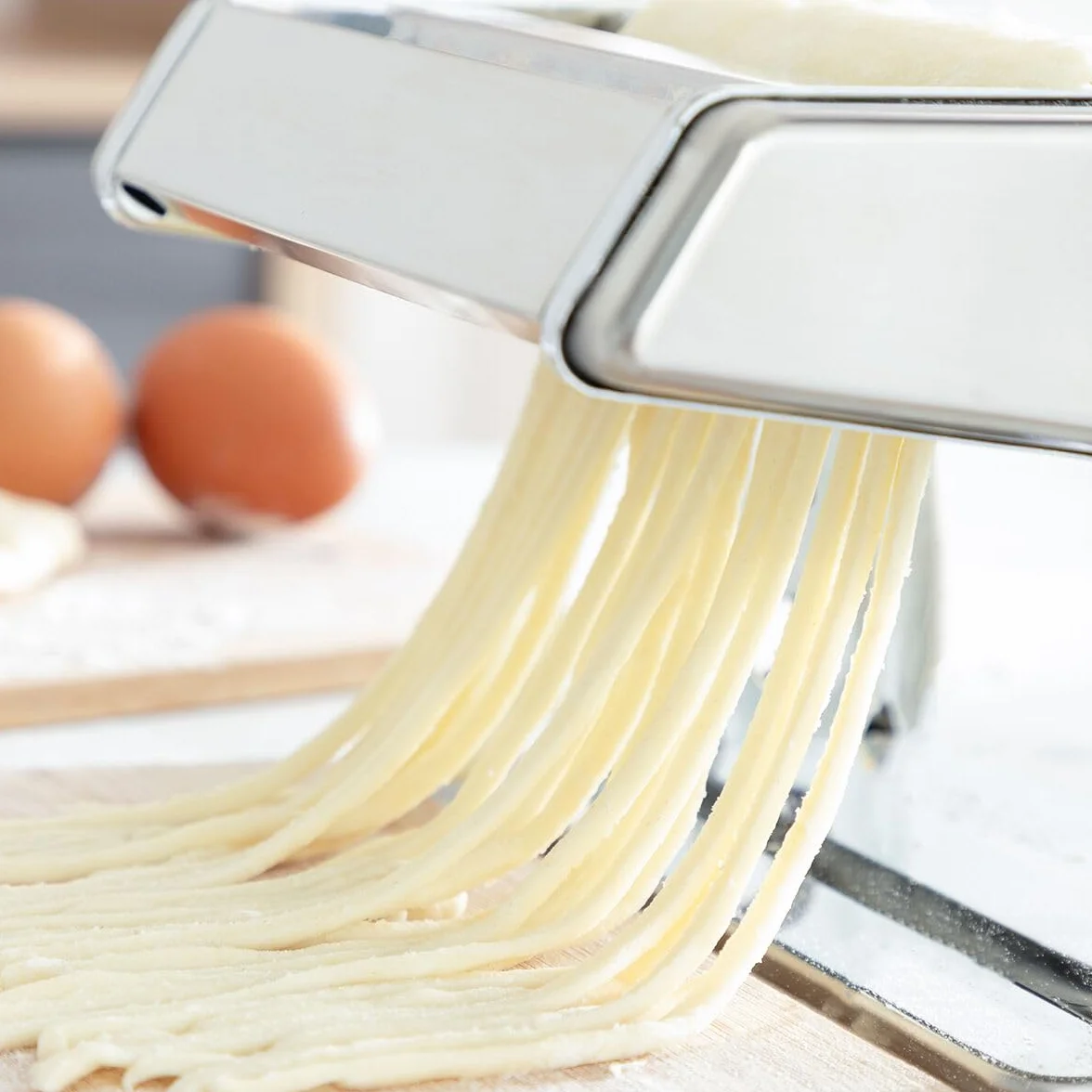InnovaGoods Macchina per Pasta Fresca Manuale 3 in 1, Metallo, Grigio, 8 Livelli Regolabile