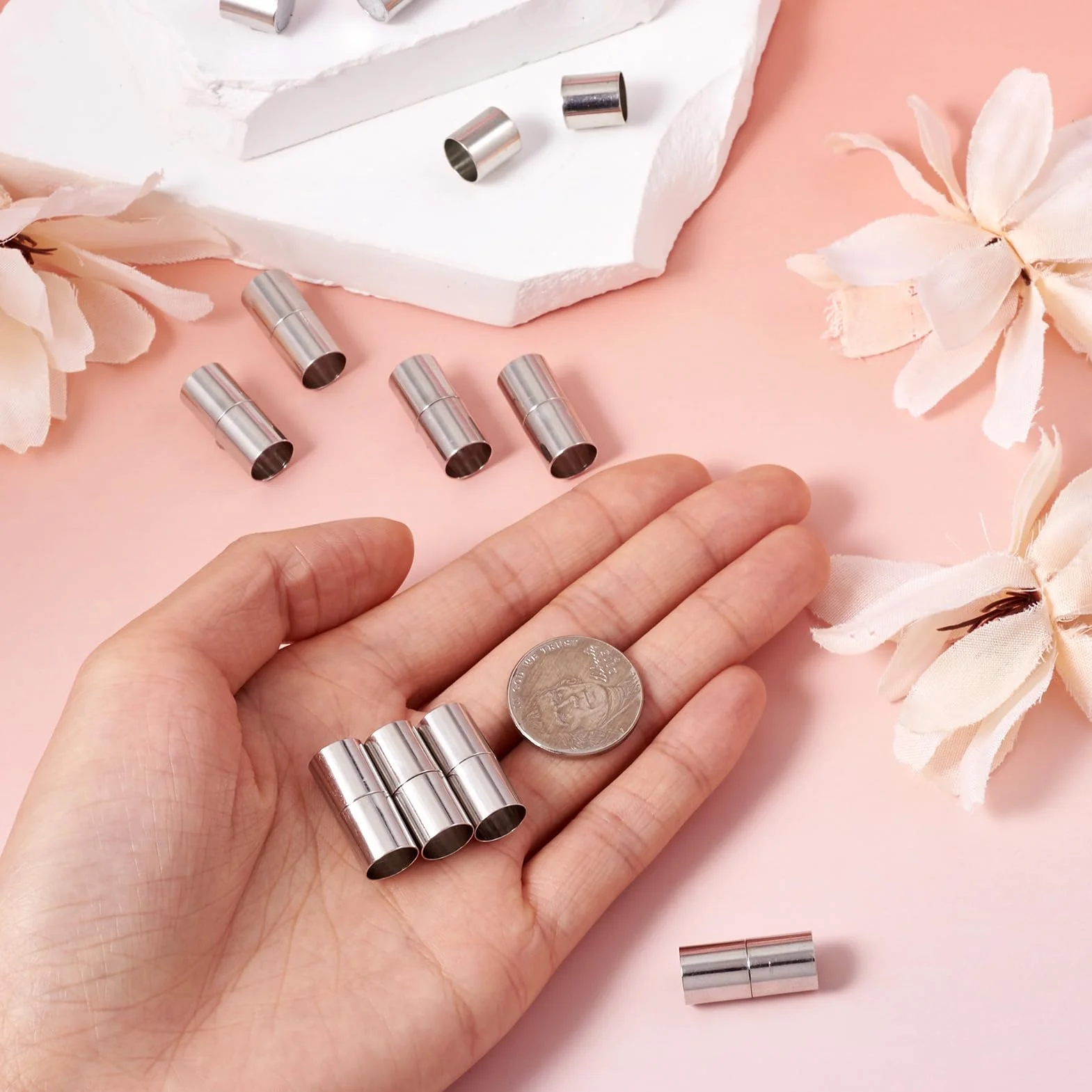 Craftdady 10 set 8 mm Chiusure magnetiche in ottone a colonna, terminali per cordino in pelle, distanziatori per tubi, terminali per perline, platino per creazione di bracciali, collane, gioielli