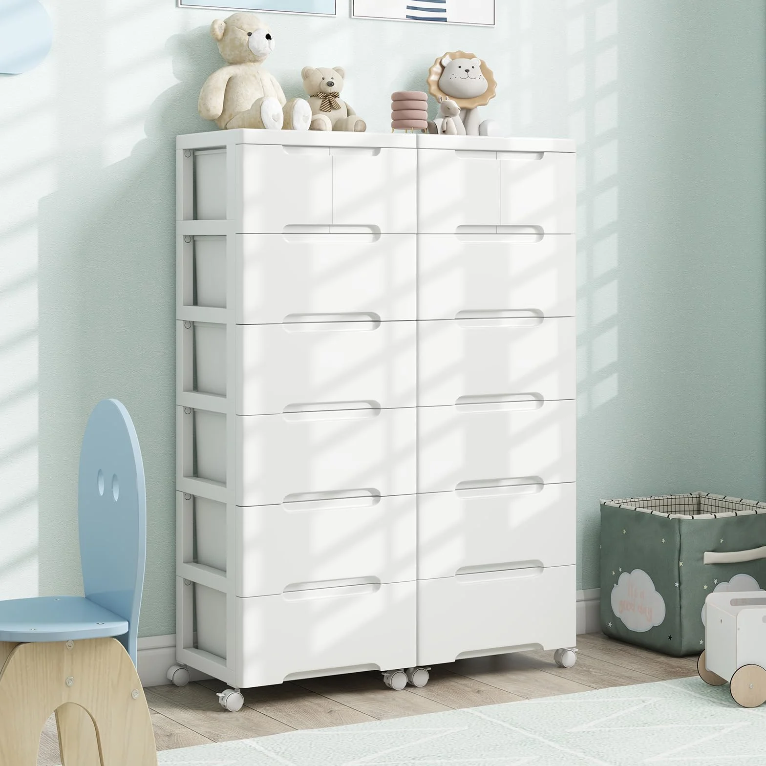 KOMFOTTEU Cassettiera con 4 Ruote a 4/5/6 Cassetti, Carrello Portaoggetti in Plastica, Carrellino Salvaspazio per Bagno, Cucina, Soggiorno, Camera da Letto, Bianco (6 Cassetti)
