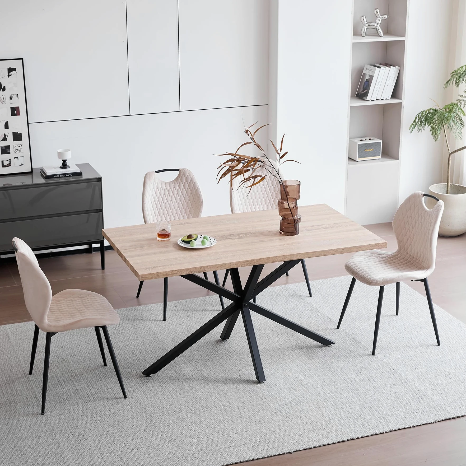 Tavolo da Pranzo con 4 Sedie, Set da Pranzo, 140 * 78 * 77 cm, Tavolo da Pranzo Rettangolare in Legno, 4 Sedie con Schienale Alto, Gambe in Metallo Nero, 4 Sedia Beige