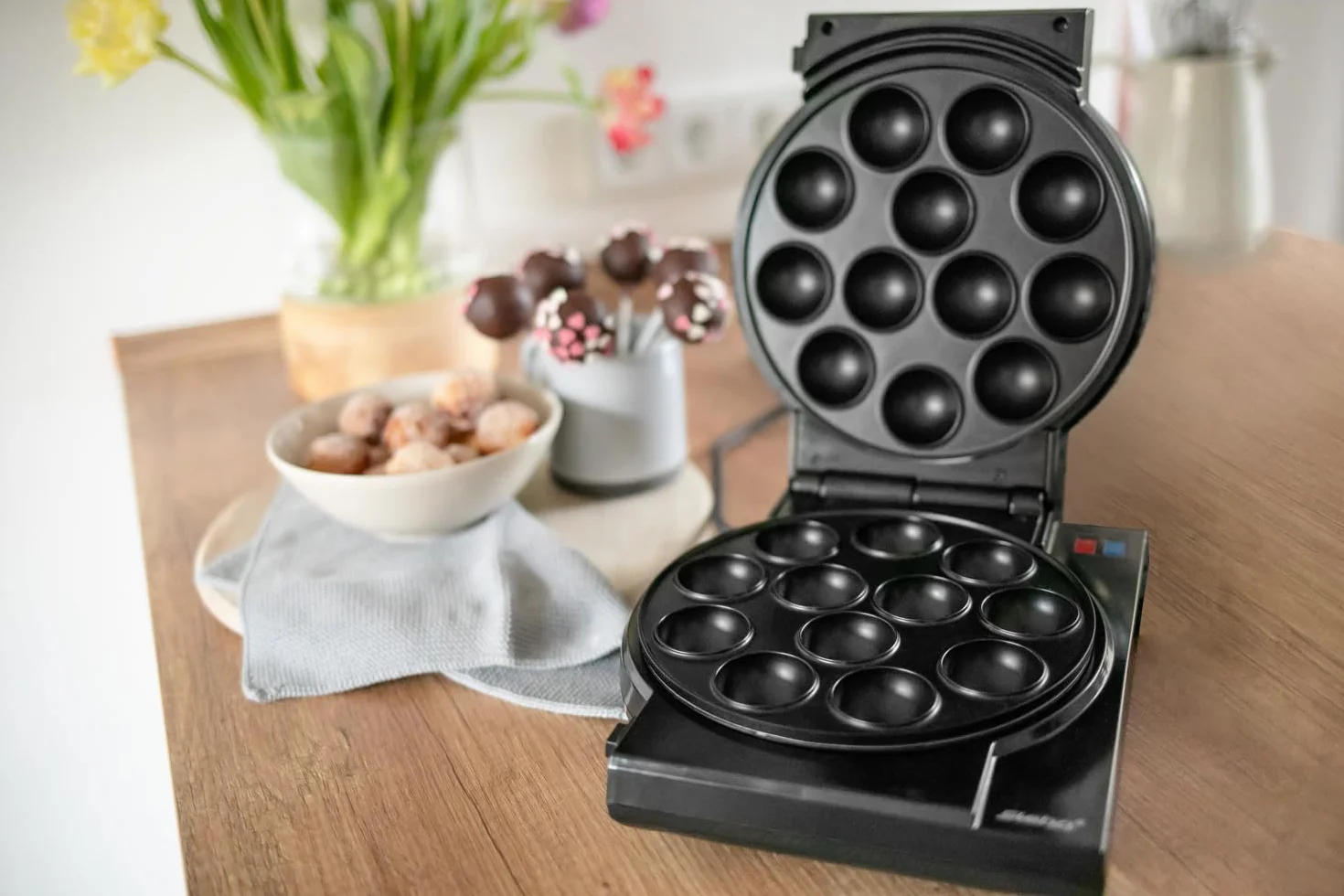 Steba Elettrodomestici Cake Maker 3 in 1, piastre antiaderenti per cake pop muffin ciambelle