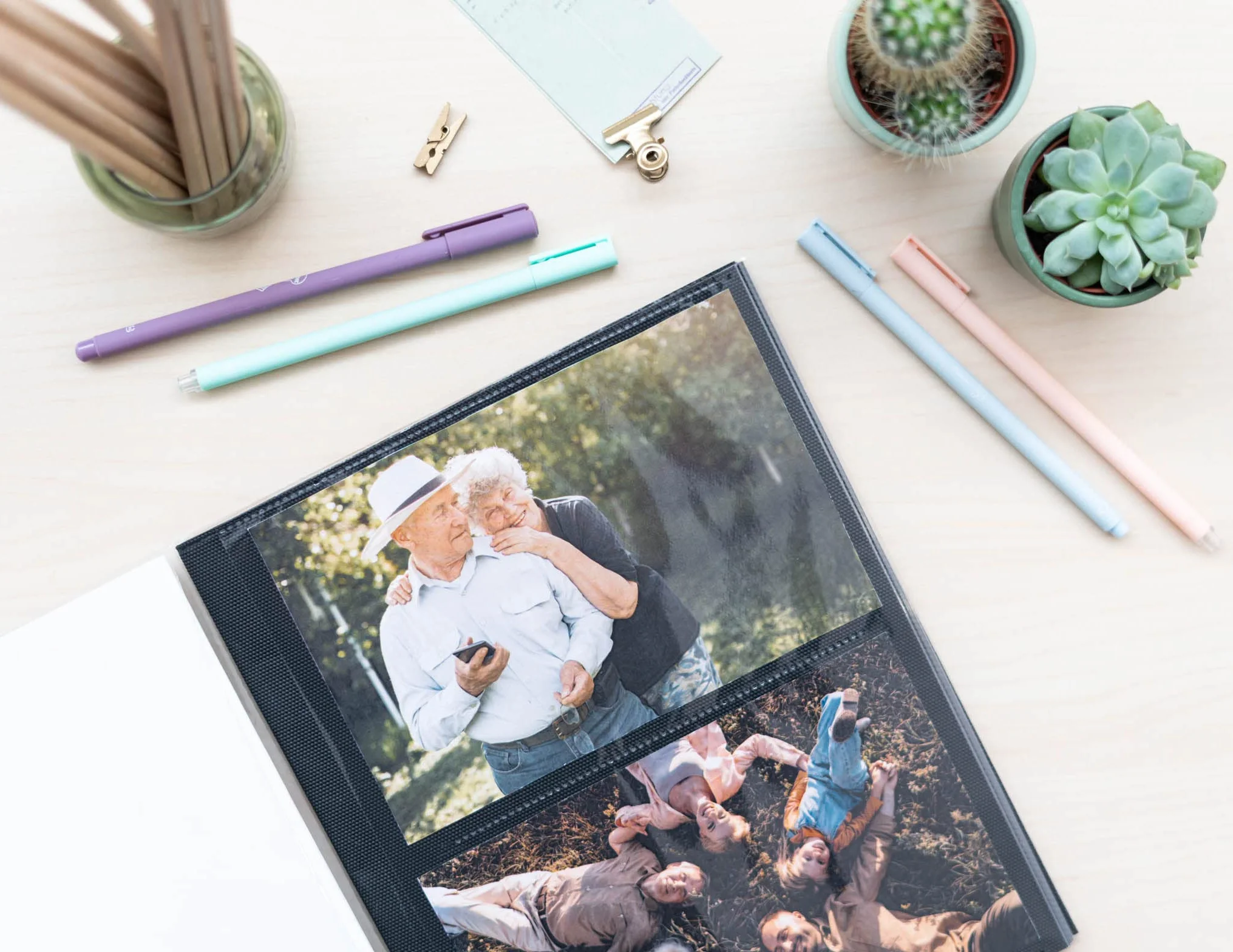 Grupo Erik Album Fotografico Around the World - Album Foto 13x20 cm con 96 Tasche, 2 per Pagine, Copertina Flessibile e Compatibile con Foto 13x18, 12x18 o 13x19