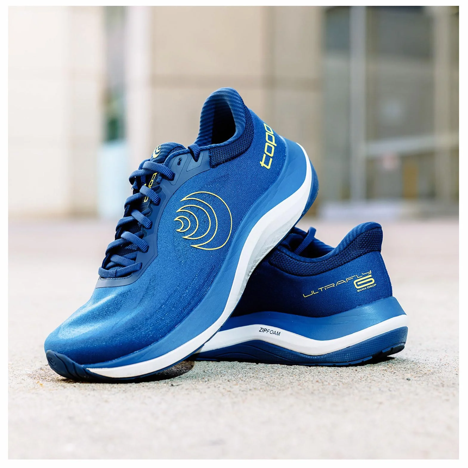 Topo Athletic M-Ultrafly 6 Grey Navy 42