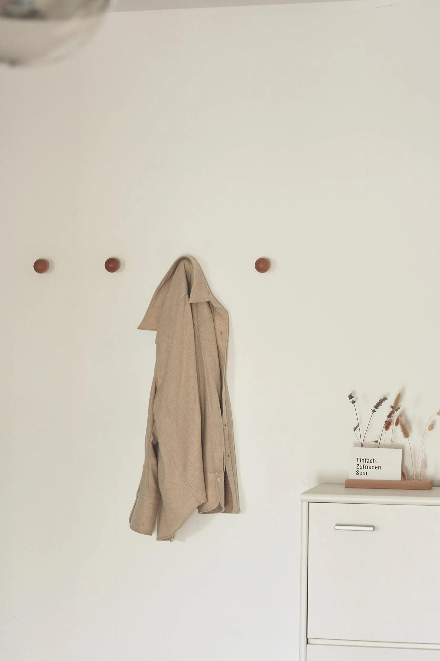 Mushroom Appendiabiti Muro Attaccapanni a Parete Legno Ganci Set di 4 Faggio Moderno Design