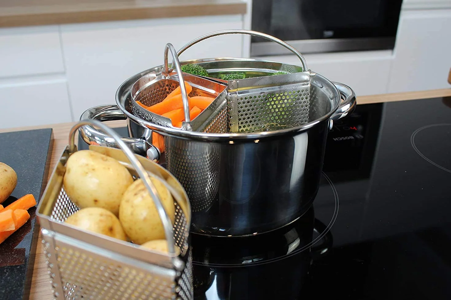 Saucepan Triple Divider And Separator Set - Saves Energy and Space When Cooking. Three Part Professional 18cm Stainless Steel Strainer. Vegetables, Potatoes, Mussels, Boiled Eggs. Pan Not Included.