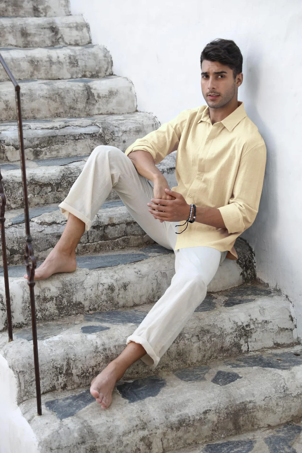 Runcati Camicia da Uomo in Lino a Maniche Lunghe con Colletto Rovesciato