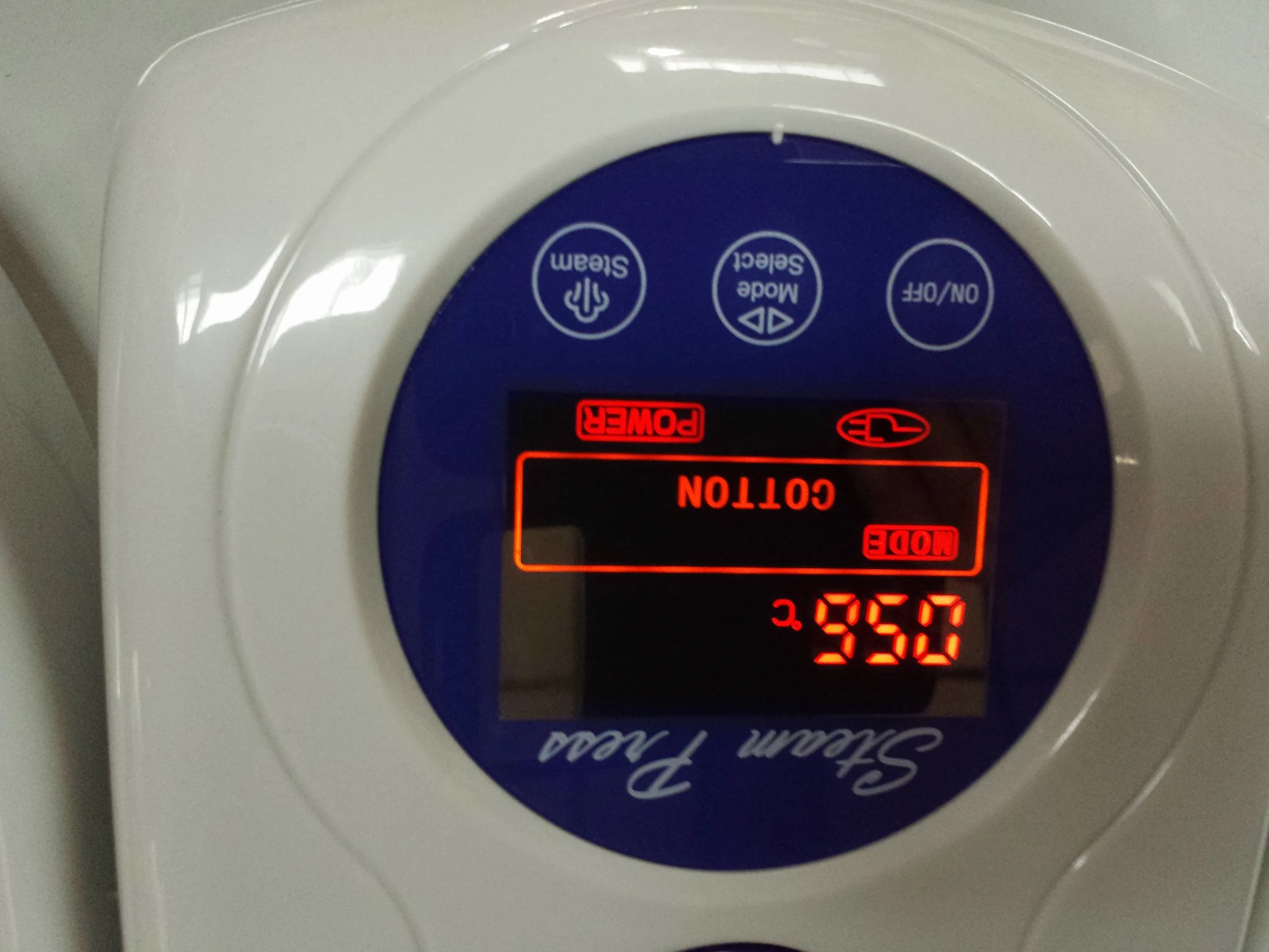 Pressa da Stiro a Vapore (Ferro) Ultra XL di Speedypress - La Pressa a Vapore Più Grande e Avanzata d'Europa (90cm x 31cm; 2.200watt) per Uno Stiraggio Velocissimo (+ GRATIS Copriasse Extra e Fondo in Schiuma RRP 45,00 € + Altri Accessori)