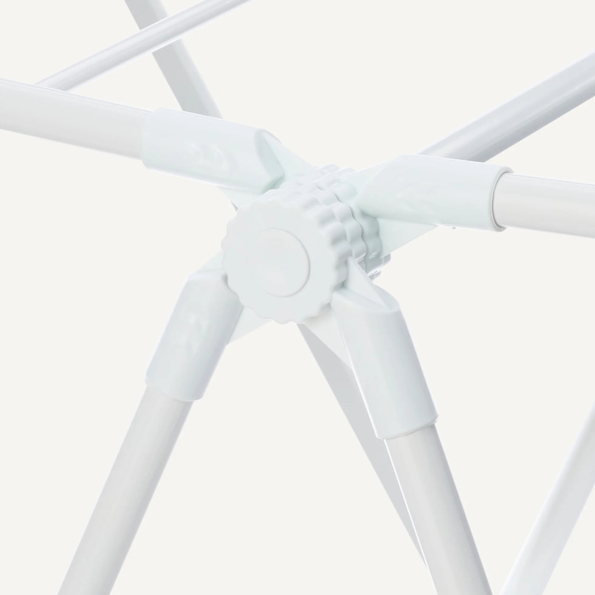 Amazon Basics Stendibiancheria pieghevole a 2 ali in metallo 154,9 x 60 x 99,8 cm bianco