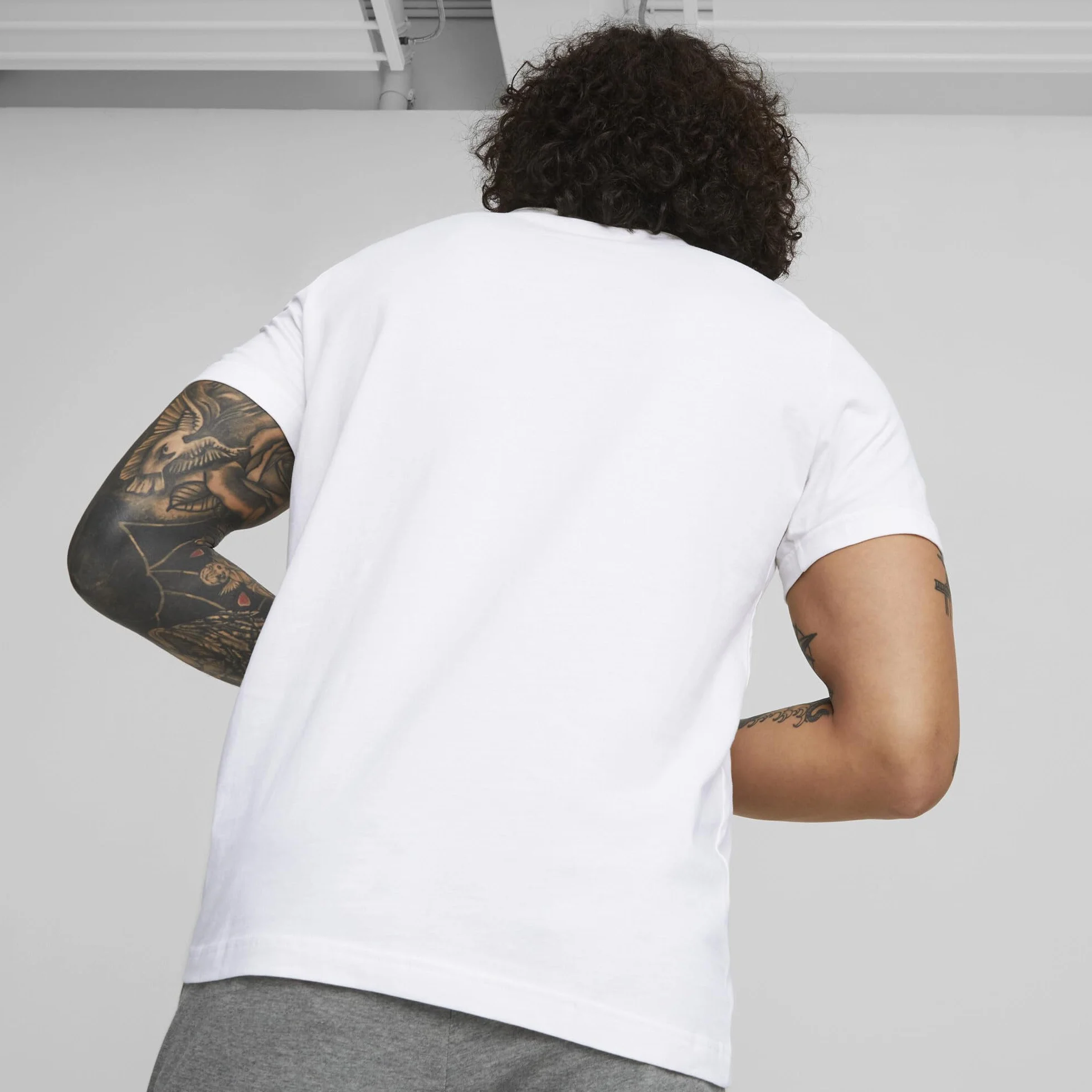 PUMA Ess Logo Tee Maglietta Uomo