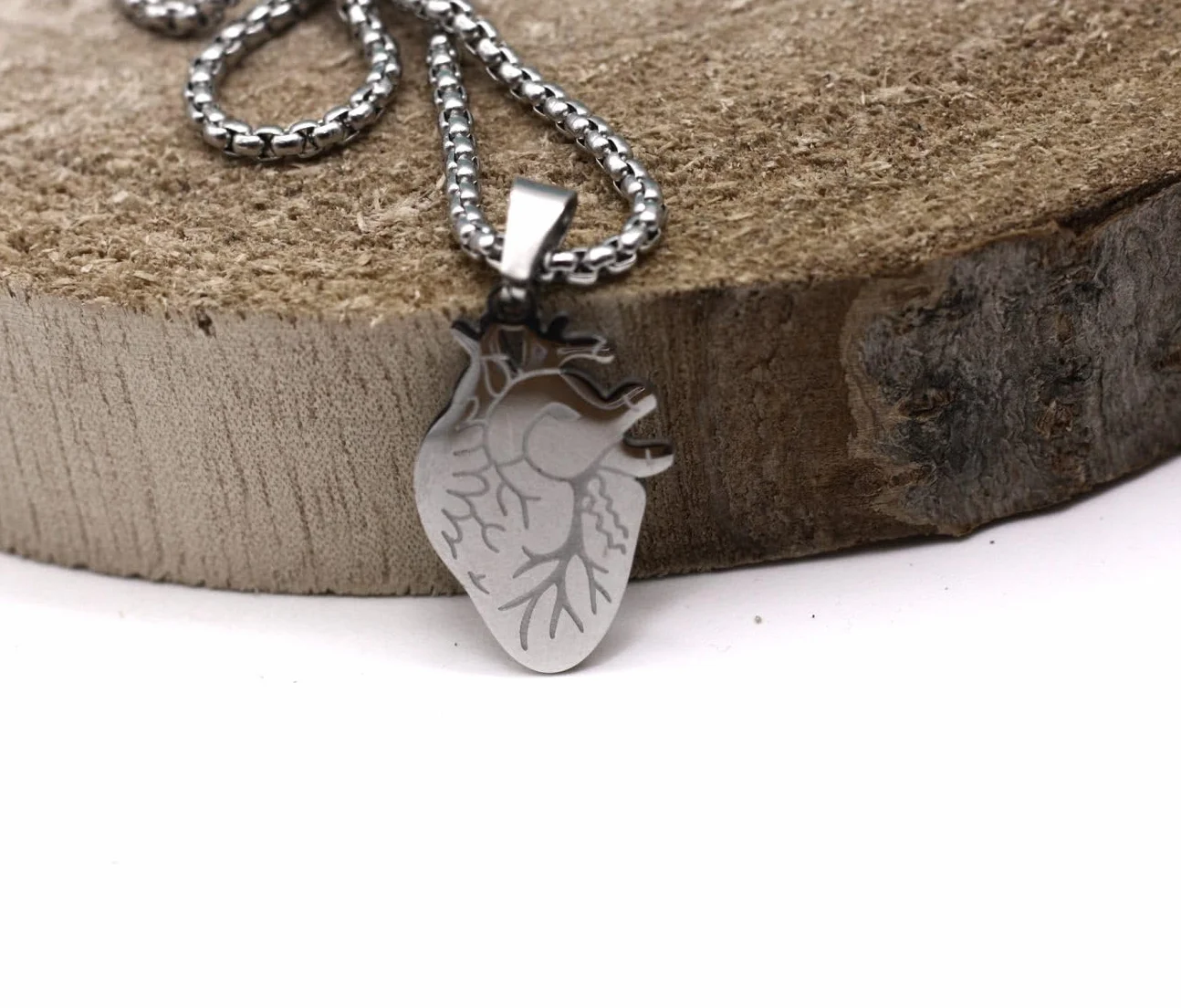 Collana cuore anatomico Personalizzabile da incidere con messaggio
