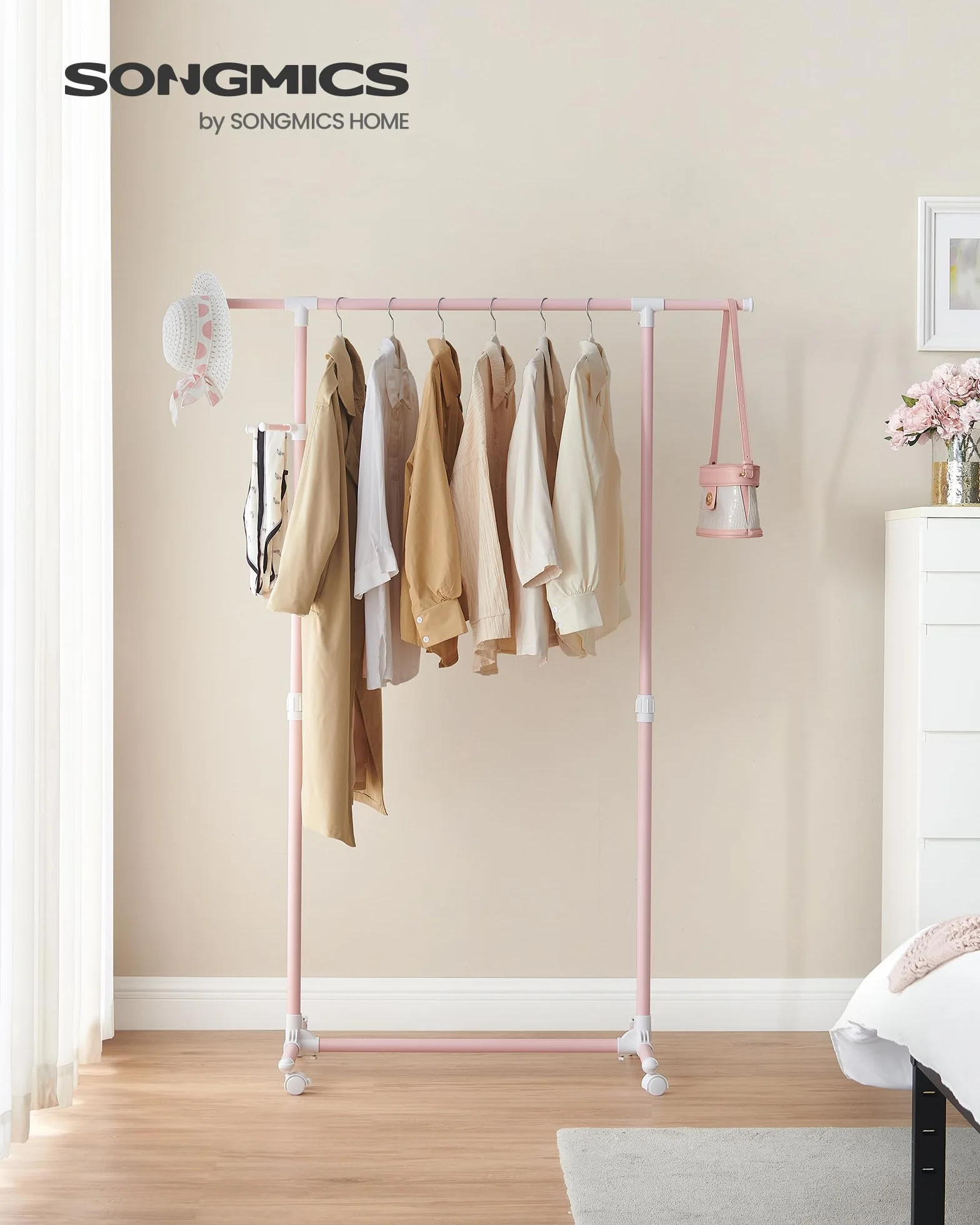 SONGMICS Stand Appendiabiti con Ruote, Attaccapanni Regolabile 97-165 cm, Rosa Pastello LLR001R02