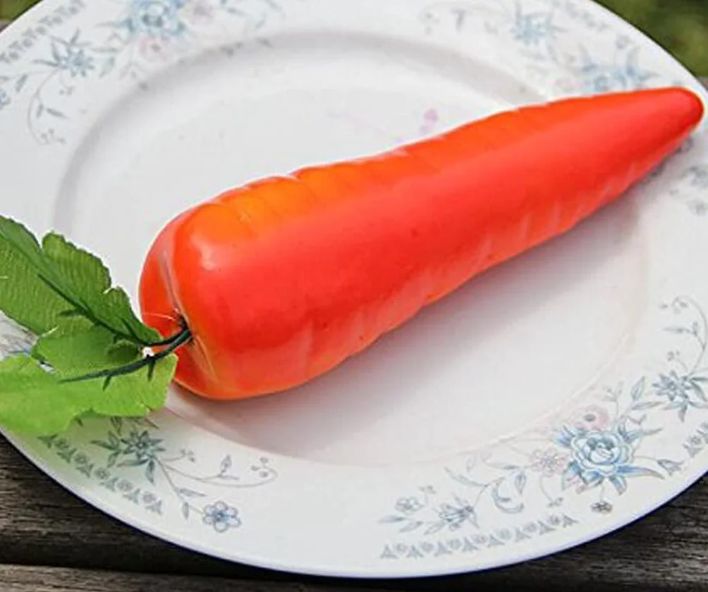 sztuczne marchewki ozdobne plastikowe pomarańczowe dekoracja do domu