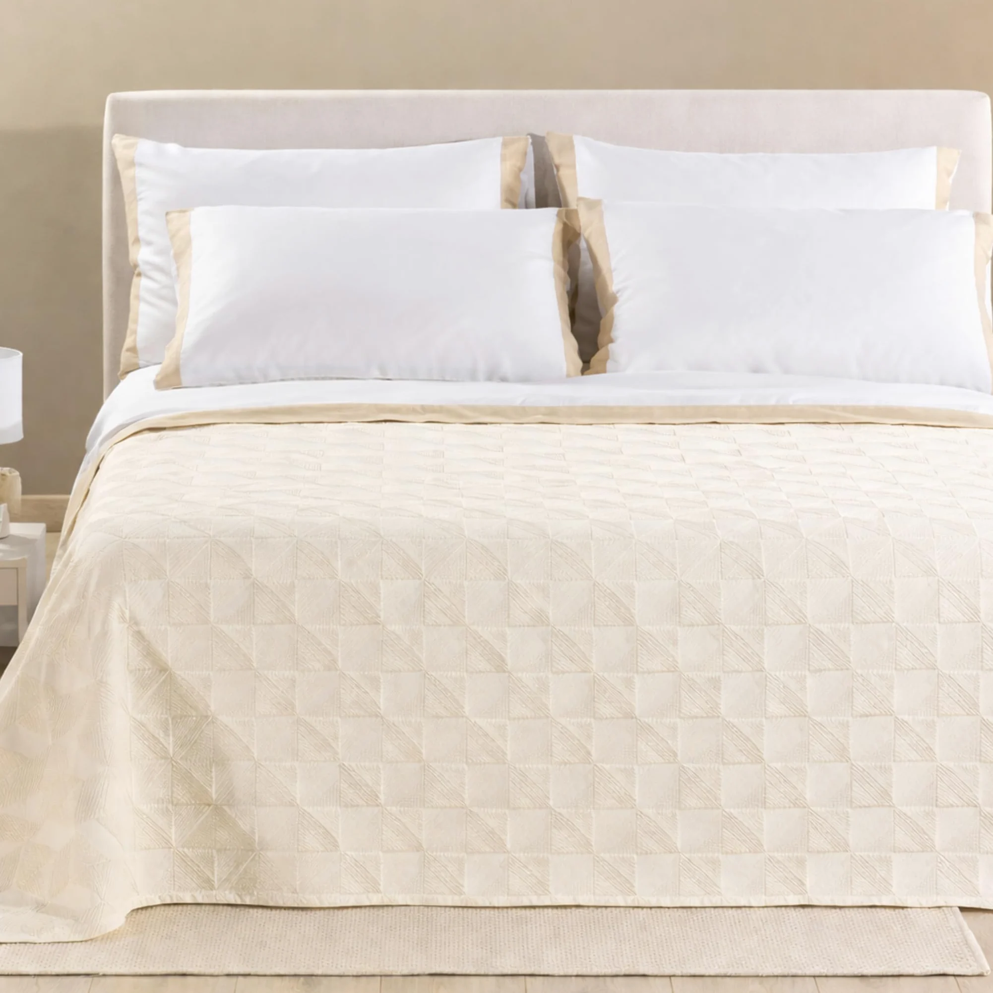 Caleffi Copriletto Matrimoniale 260x260 cm Rapallo – MIsto Cotone Jacquard a Rilievo – Non Trapuntato Primavera Estate – Linea Prima Natura (Avorio)