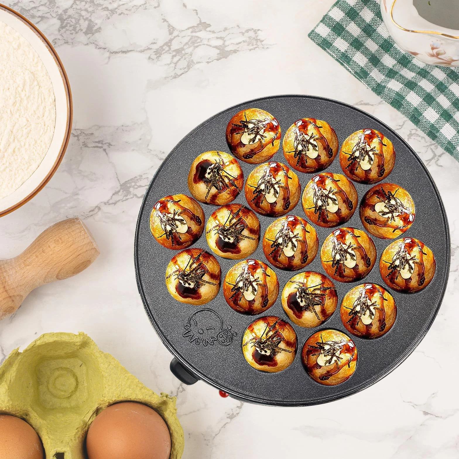 Takoyaki Maker 750W 18 fori Antiaderente 220-240V Macchina per Palline di Polpo Giapponesi