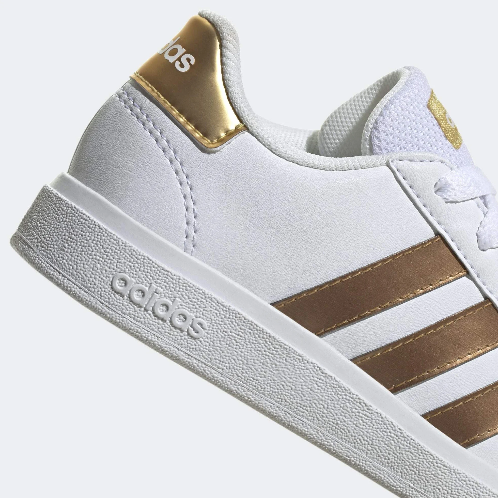 Adidas Grand Court Sustainable Lace Sneaker Unisex