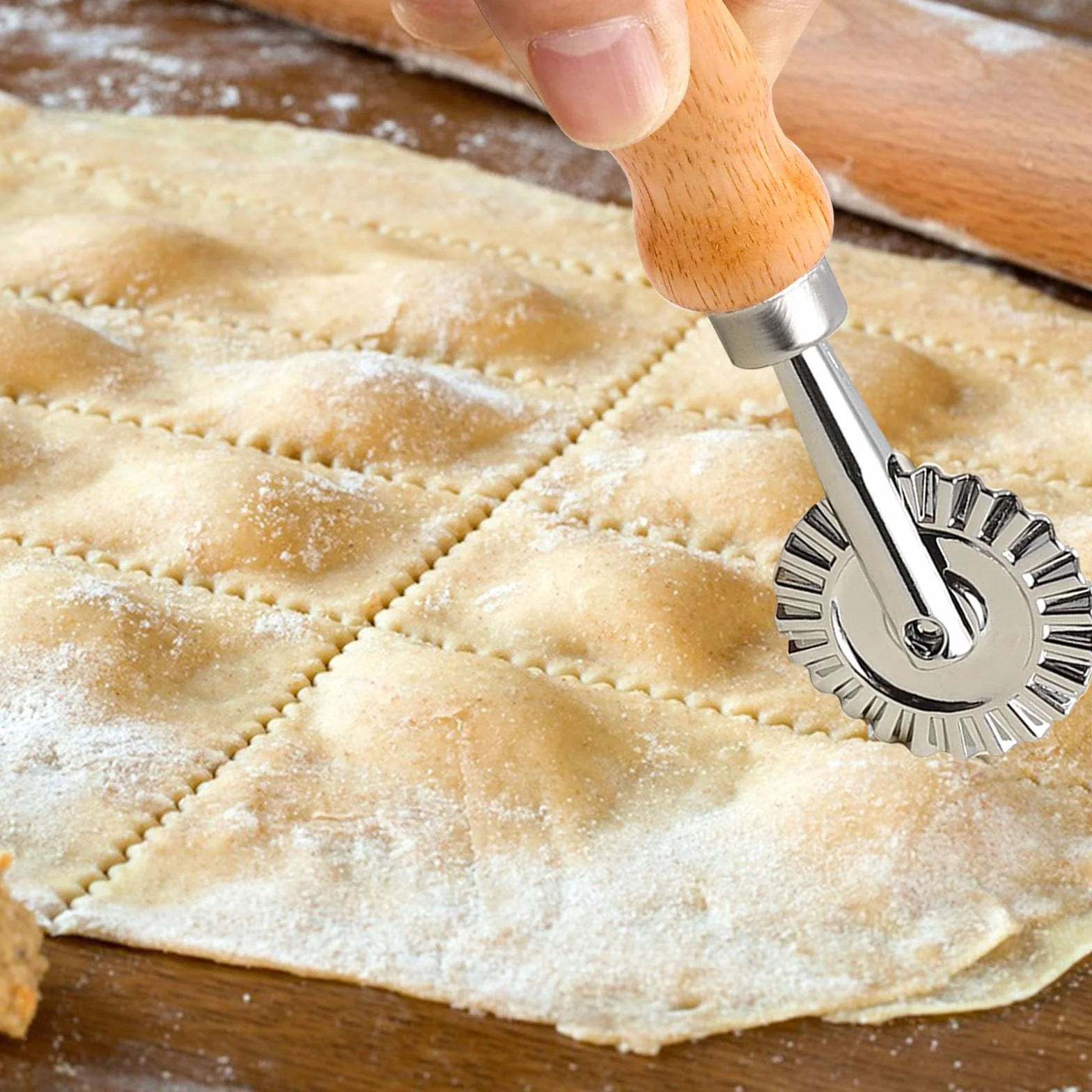 Stampo per Ravioli 5 Pezzi Taglia Ravioli e Taglierina per Pasta Biscotti
