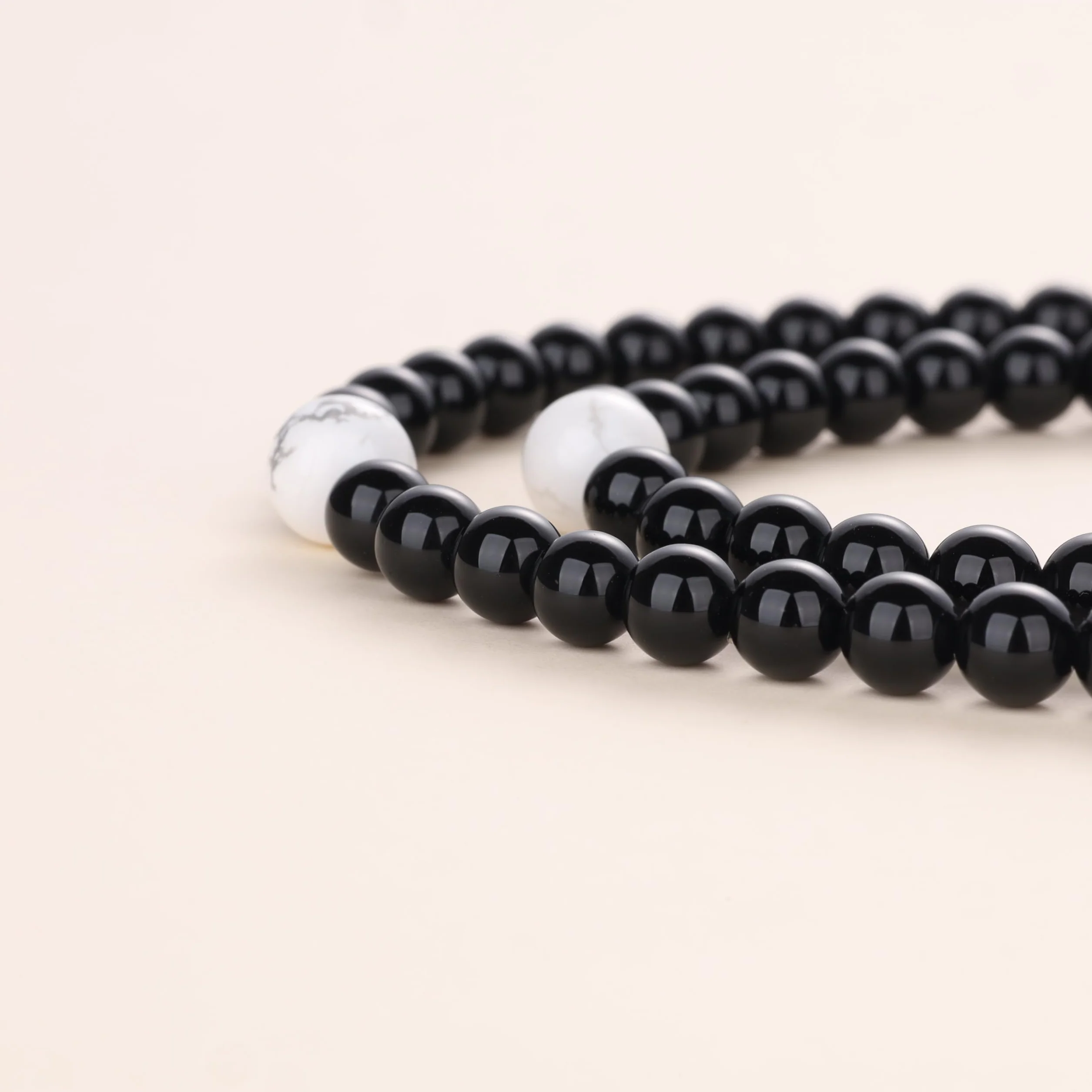 COAI Collana 108 Perle Mala in Onice con Spaziatori in Pietre Dure Semipreziose