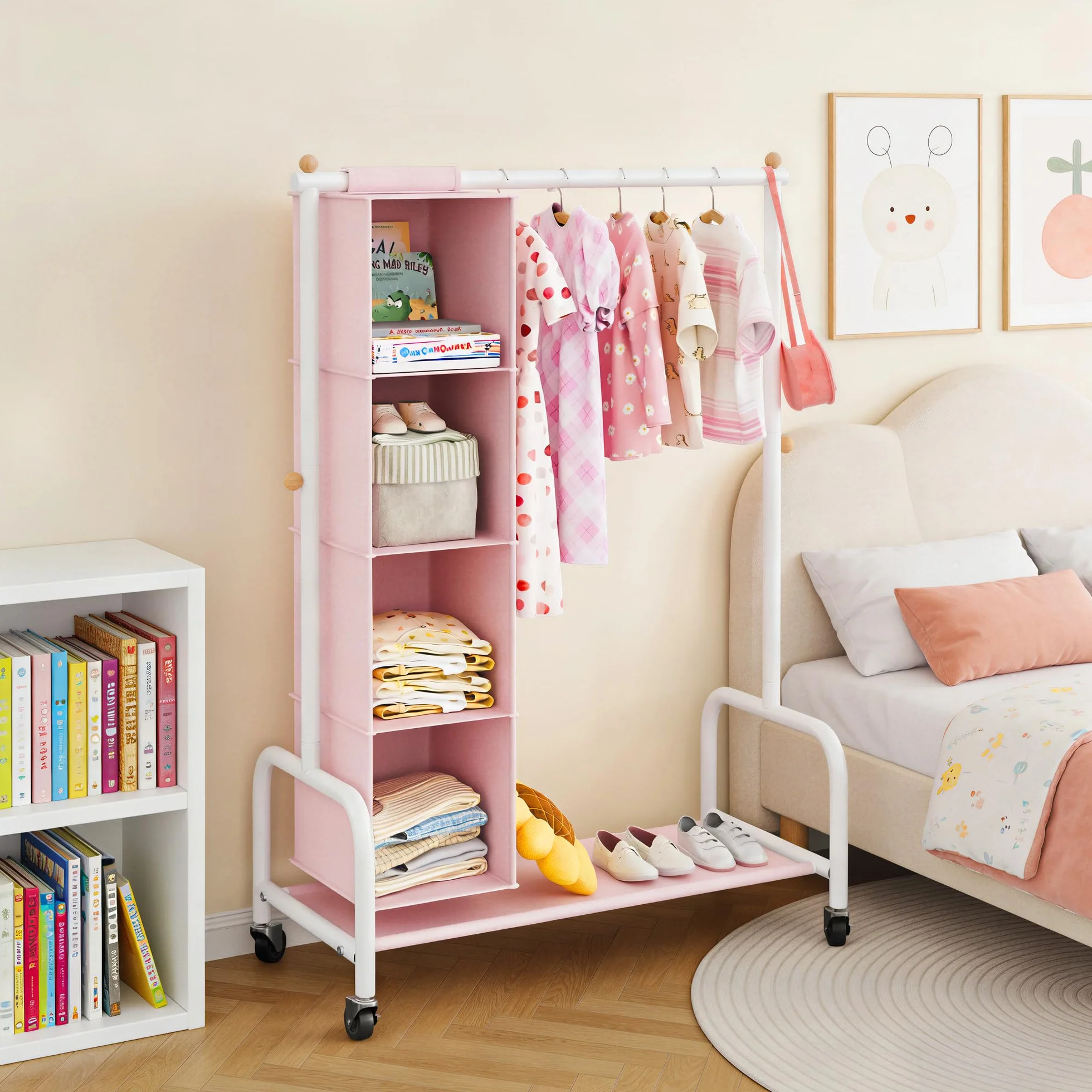 GRANNY SAYS Appendiabiti per Bambini con Organizer a Sospensione, Appendiabiti con Ruote per Travestimenti, Appendiabiti per Bambini, Appendiabiti per la Cameretta dei più Piccoli, Rosa/Bianco