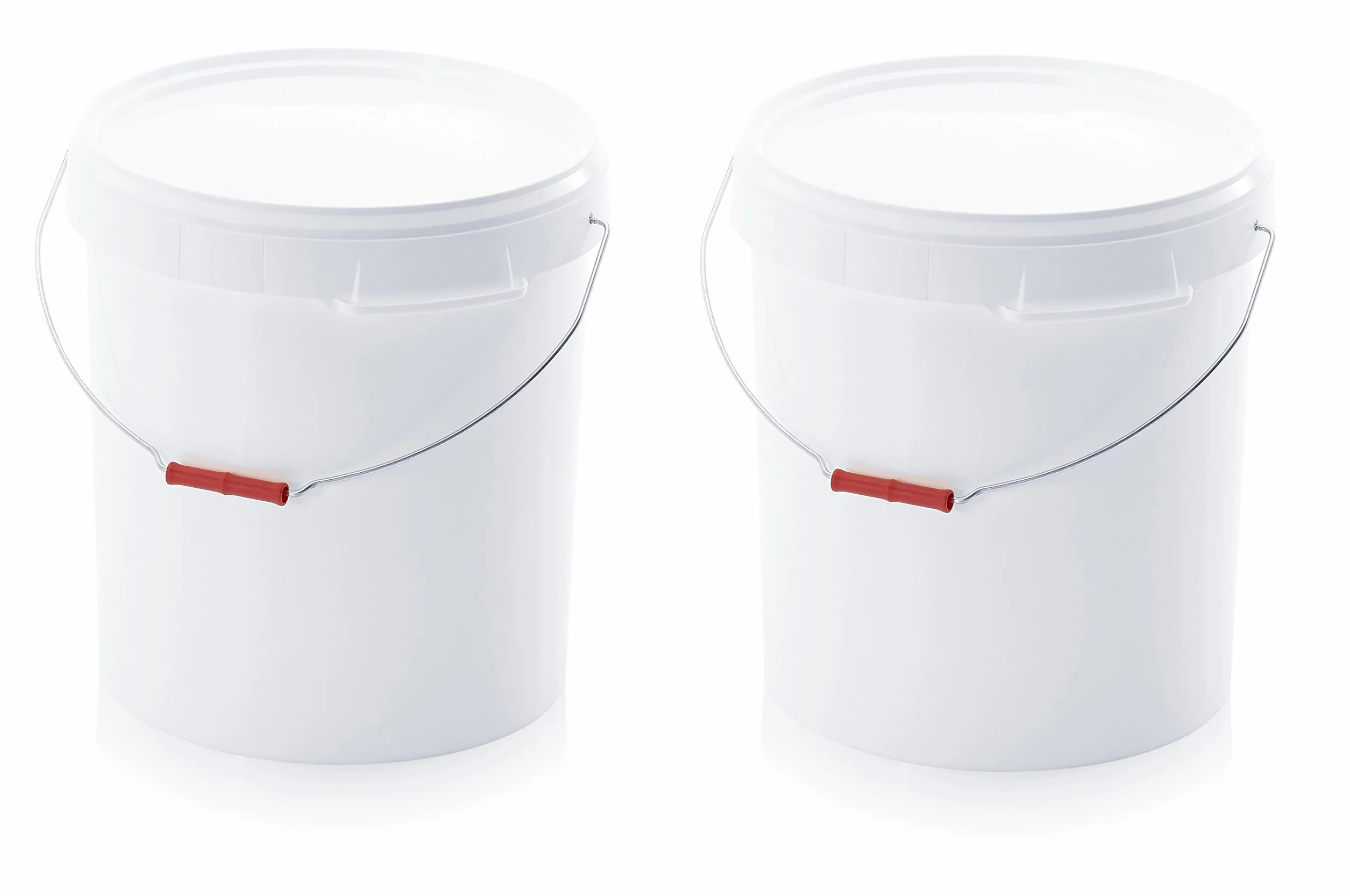 Set 2 secchi in plastica da 30 L, con coperchio e manico in metallo, adatti per alimenti, di colore bianco.