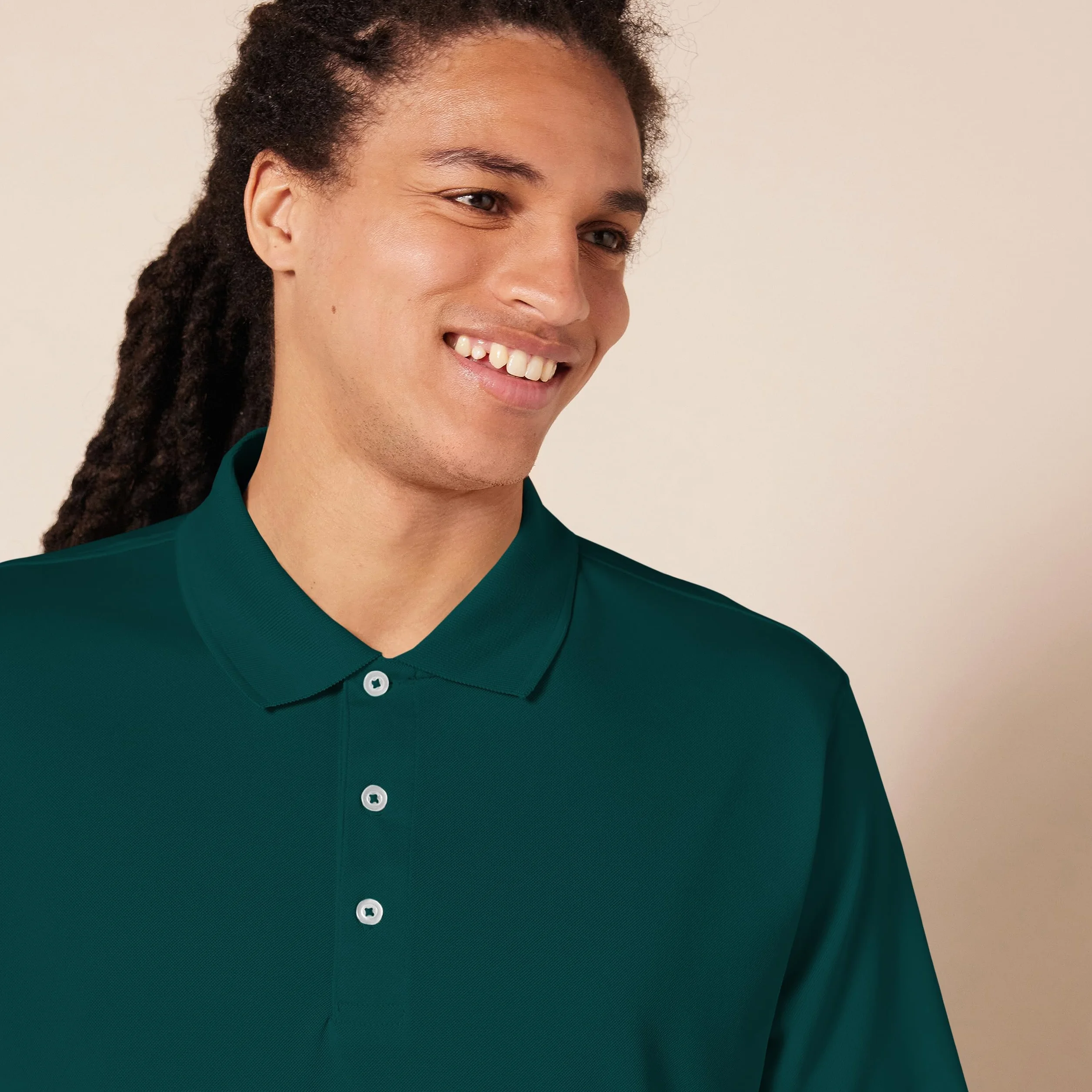 Amazon Essentials Uomo Polo da Golf a Maniche Corte Asciugatura Rapida