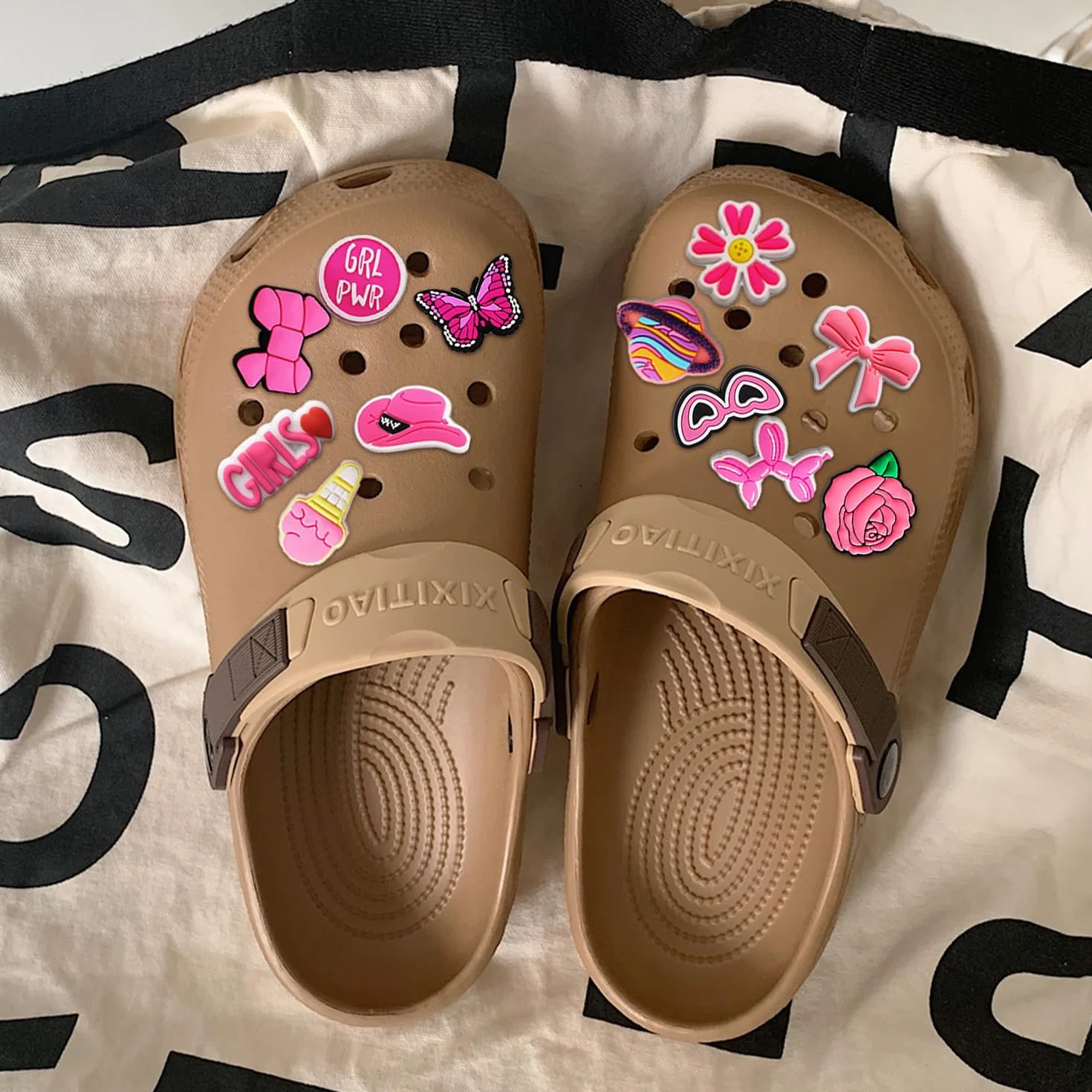 30 Pezzi Decorazioni per scarpe carine, scarpe con fondo in legno, scarpe con foro, fibbie per scarpe in gomma morbida, decorazioni per scarpe creative fai da te.