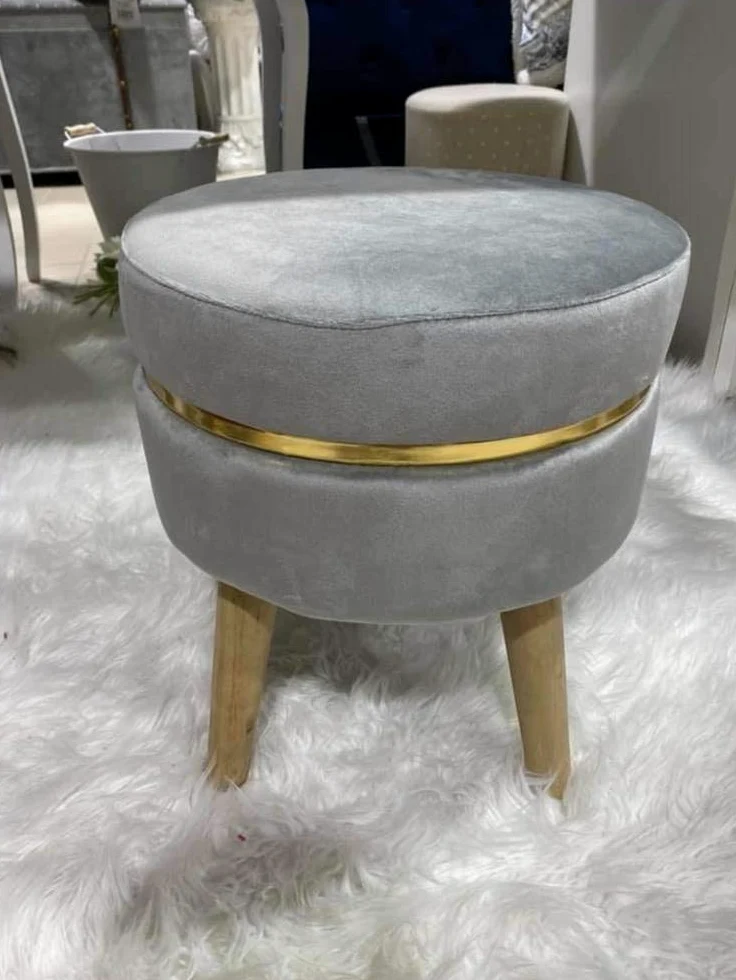 Sgabello poggiapiedi Sunshine GRIGIO 35x41,5 cm, Pouf per postazione trucco camera ragazza, Pouf camera make up, Pouf letto Vanity (TIA 55208)