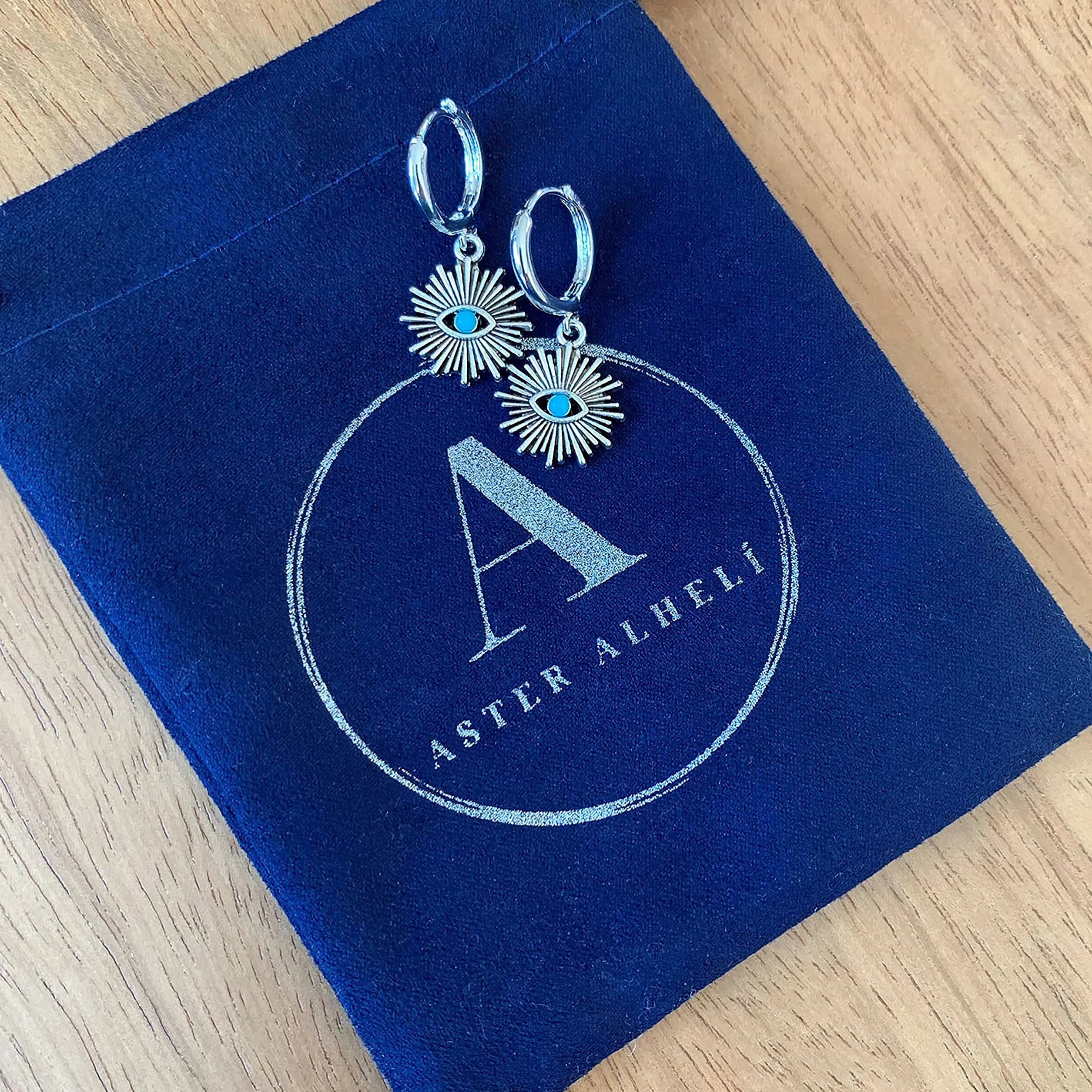 Orecchini Donna Cerchio Piccolo Placcati Platino Ciondolo Sole Etnico Fiore del Sole Argento Antico con Pietra Turchese Amuleto Protezione ASTER ALHELÍ