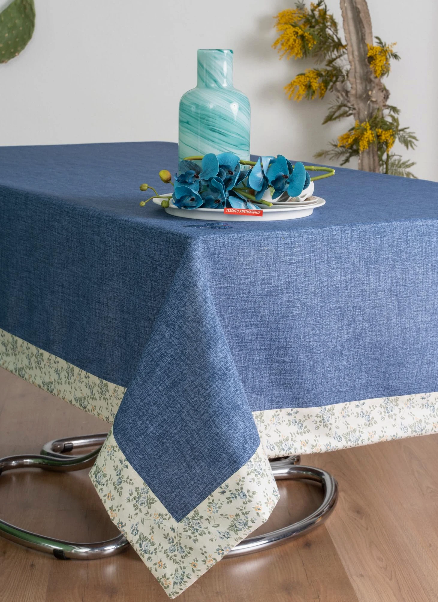 ESSE HOME -Tovaglia Copritavolo Antimacchia - Tessuto Misto Cotone Idrorepellente Resinato - Cinzia 0137 (Blù, 140x240)