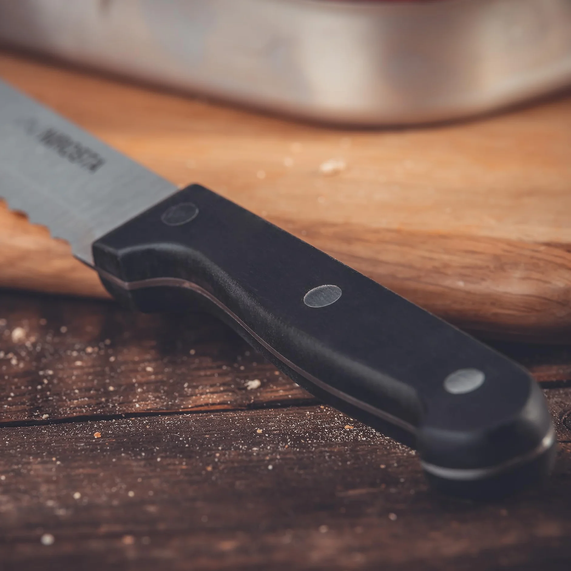 Nirosta Coltello per Pane Lama Seghettata 19,5 cm Acciaio Inox Cucina Triplo Rivetto Impugnatura Ergonomica